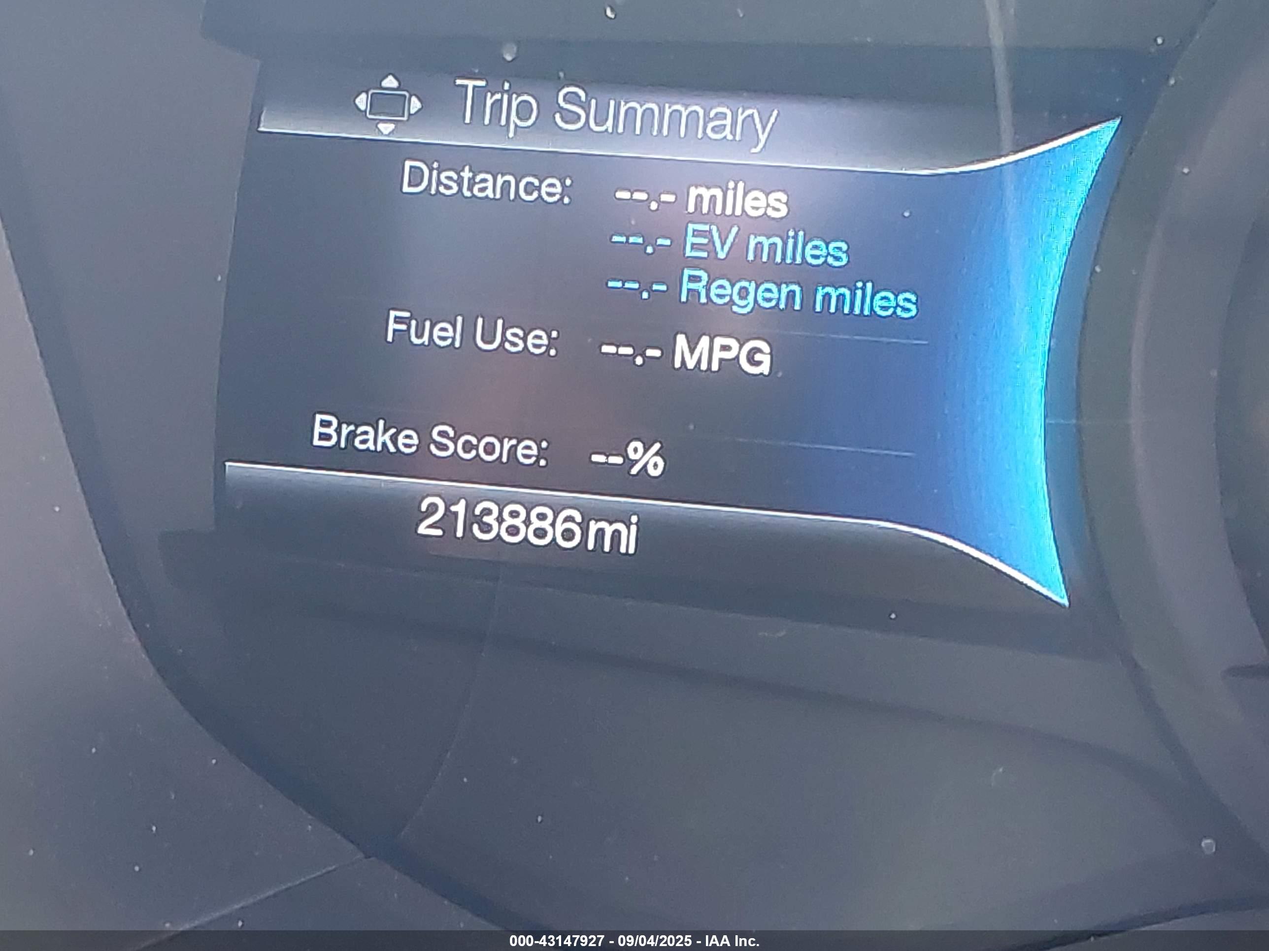 FORD FUSION image 7
