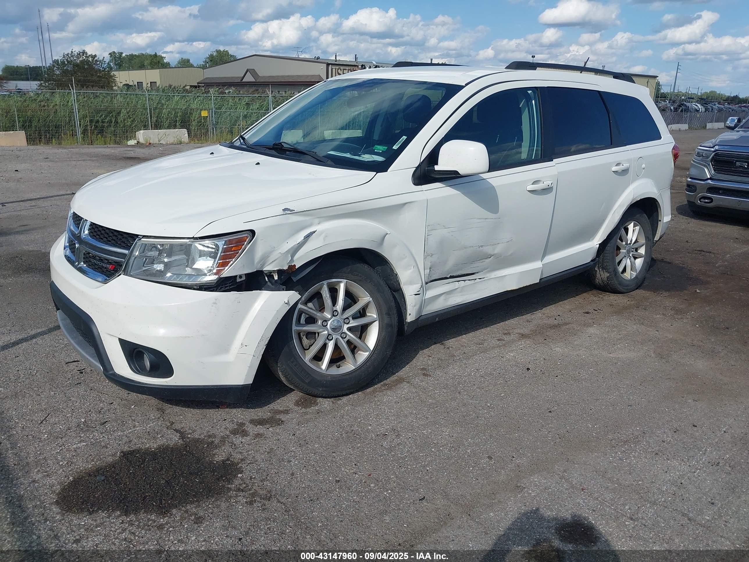 DODGE JOURNEY image 2