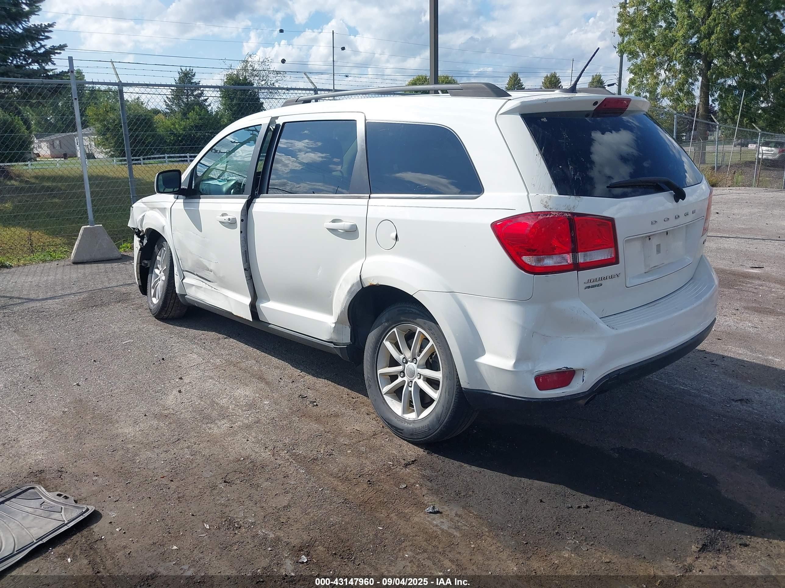 DODGE JOURNEY image 3
