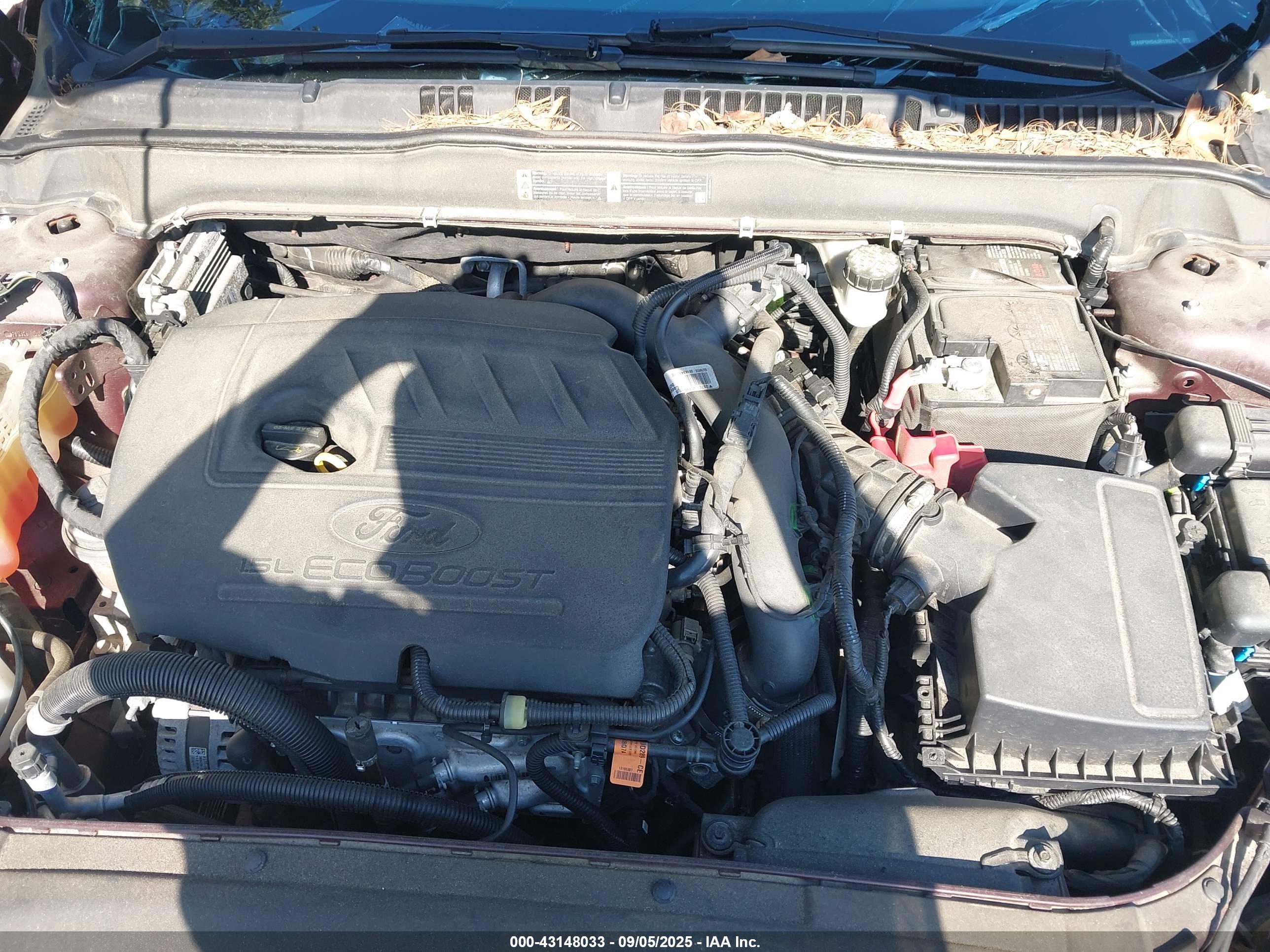 FORD FUSION image 10