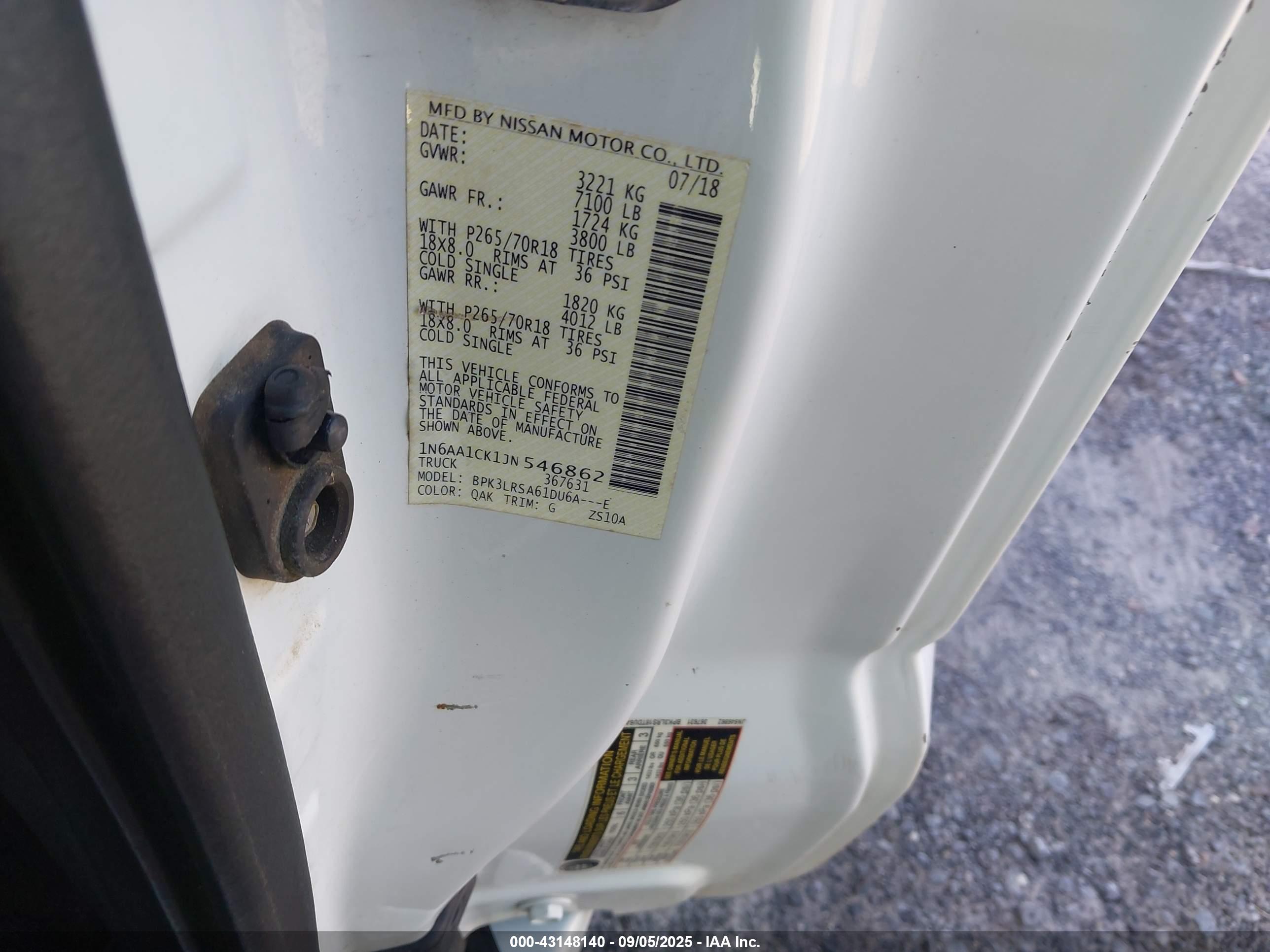 NISSAN TITAN image 9