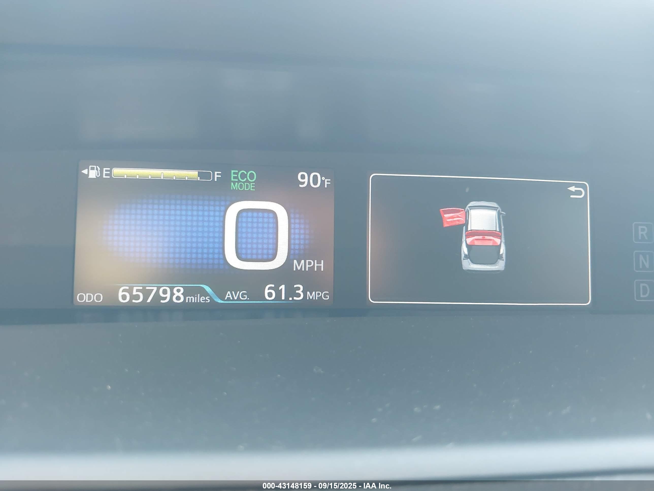 TOYOTA PRIUS image 7