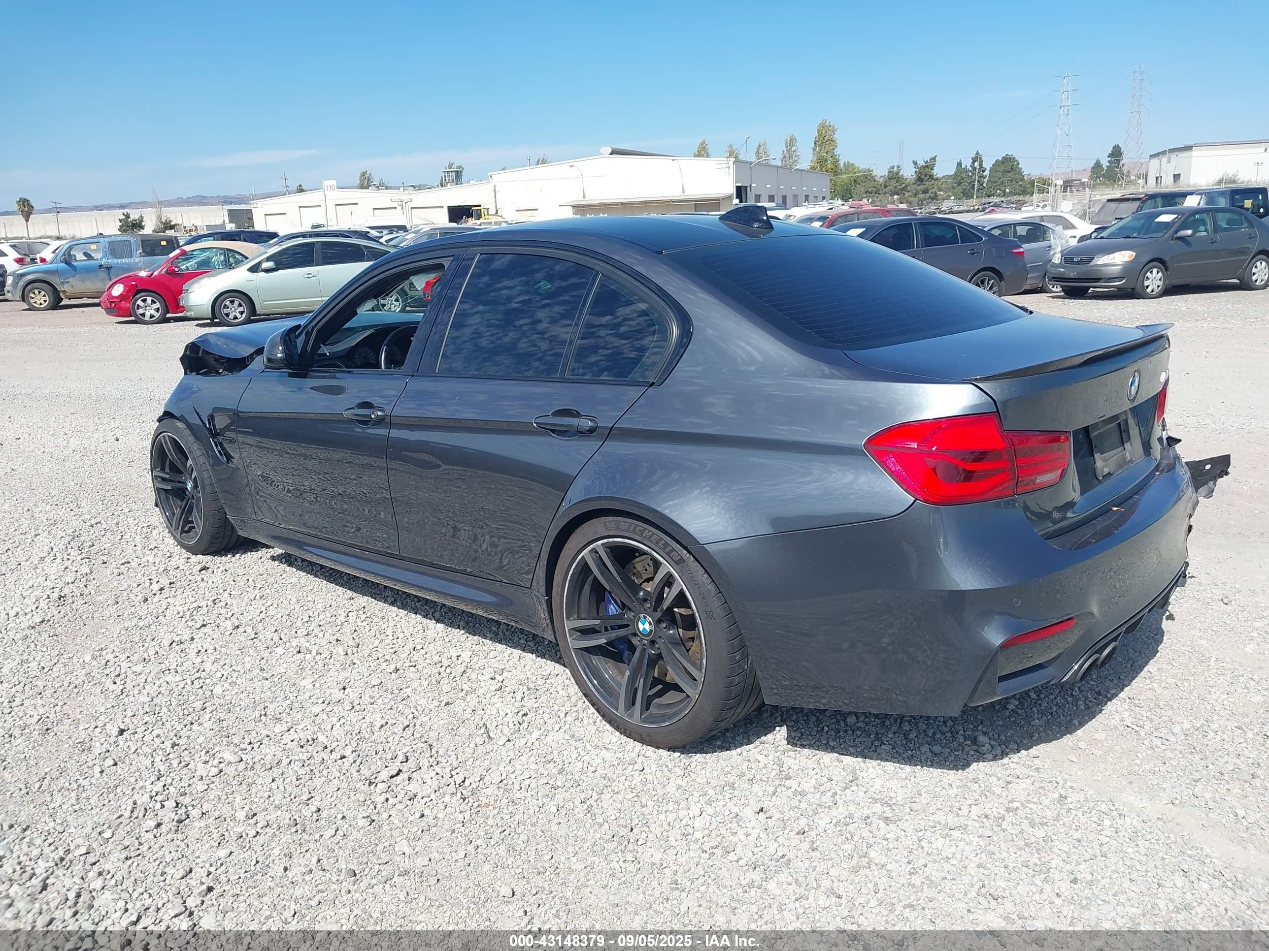 BMW M3 image 3