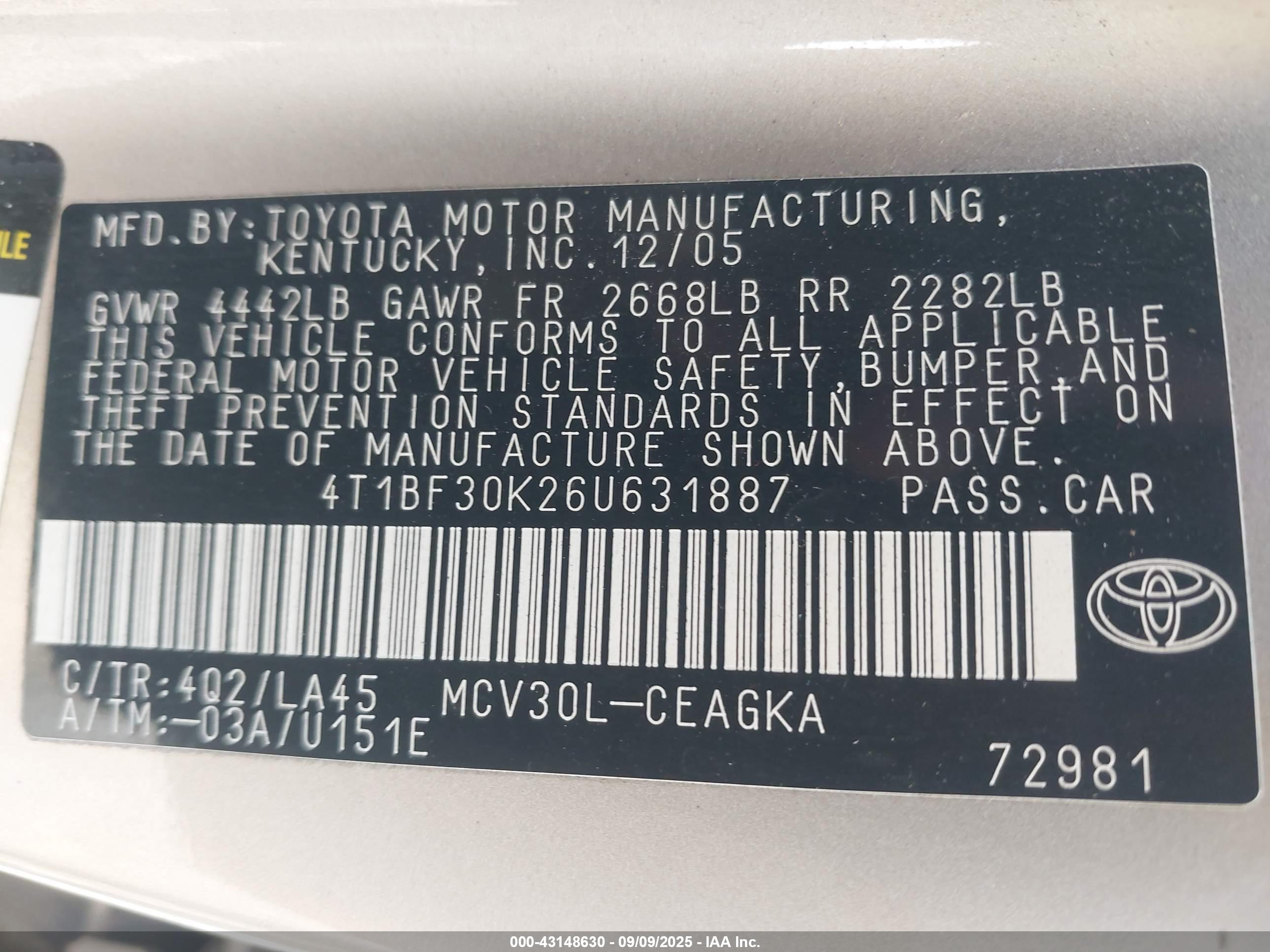 TOYOTA CAMRY image 9