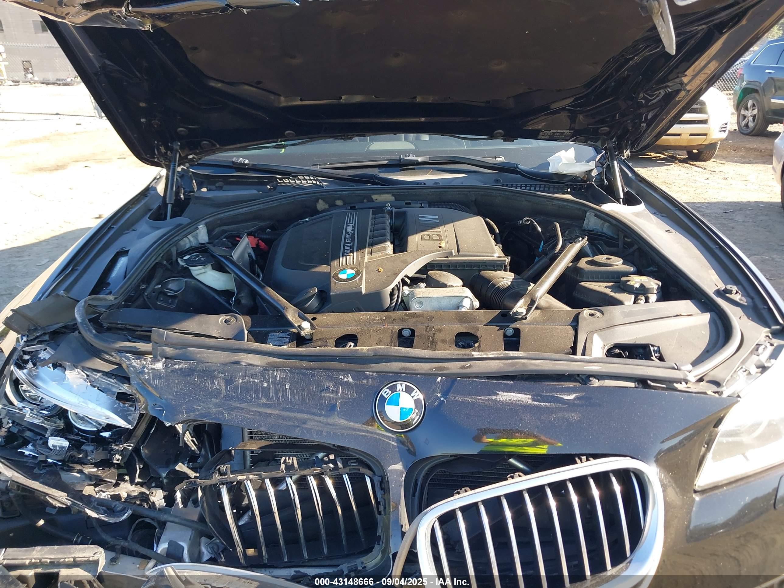 BMW 535I image 10