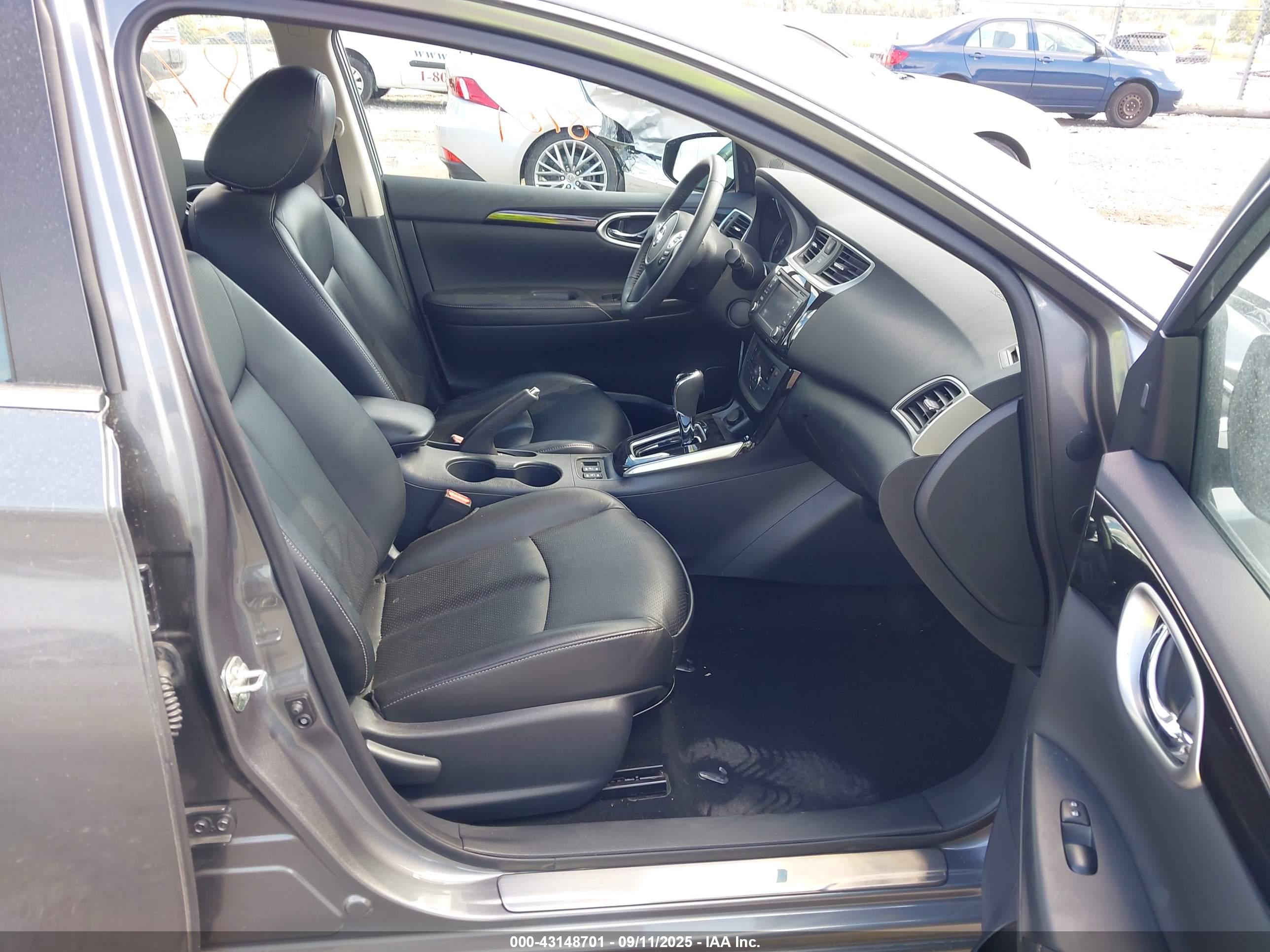 NISSAN SENTRA image 5