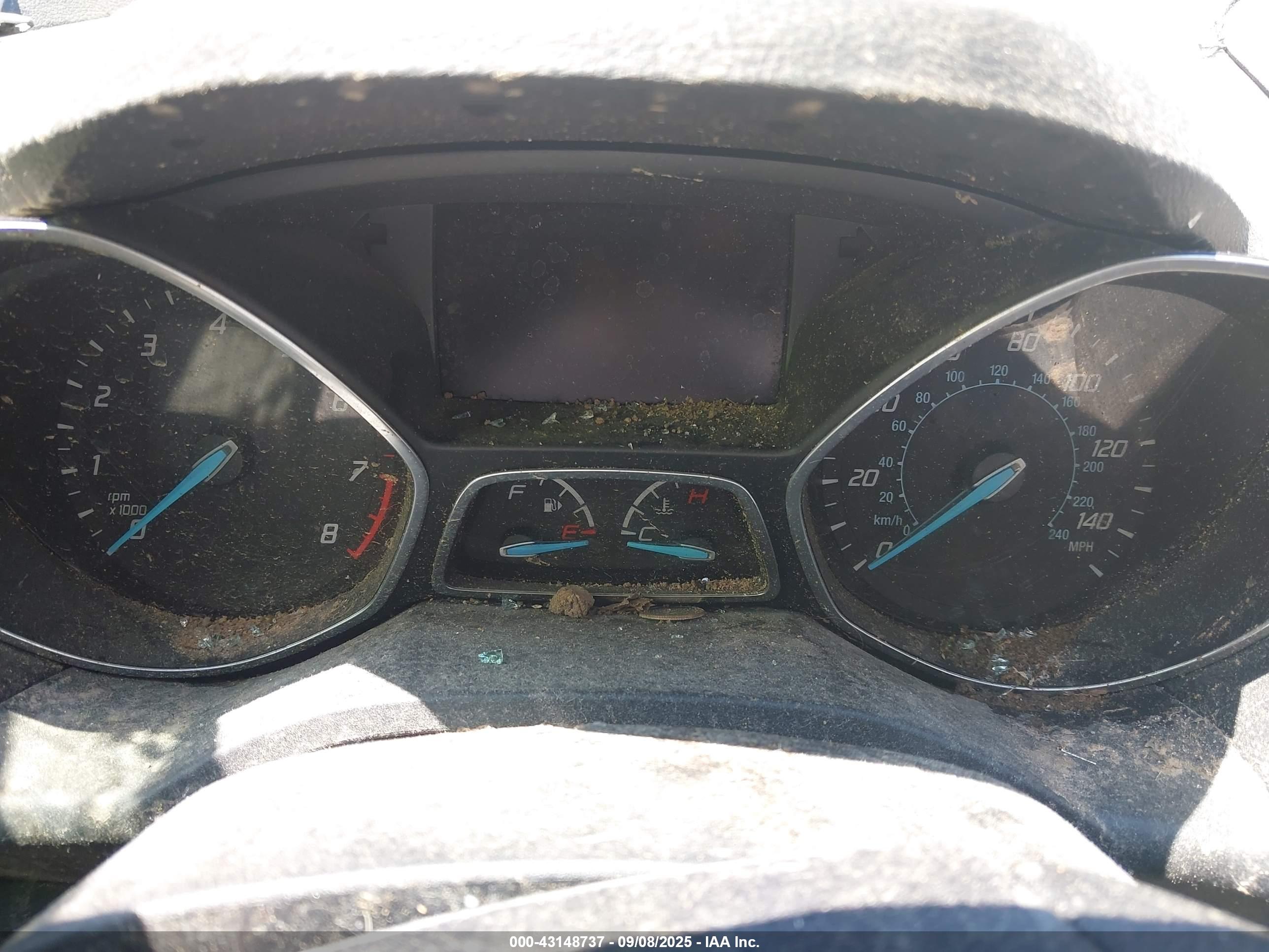 FORD ESCAPE image 7