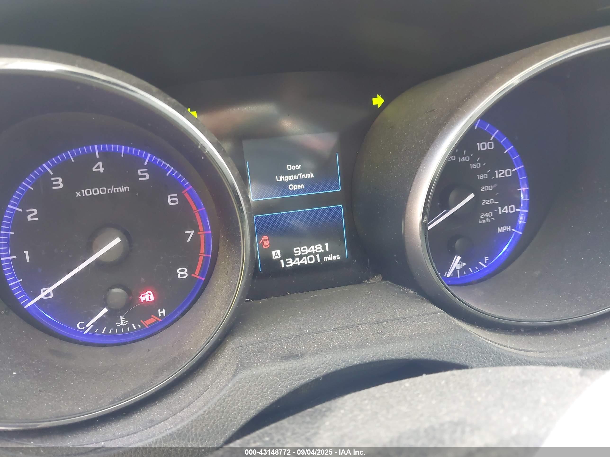SUBARU OUTBACK image 7