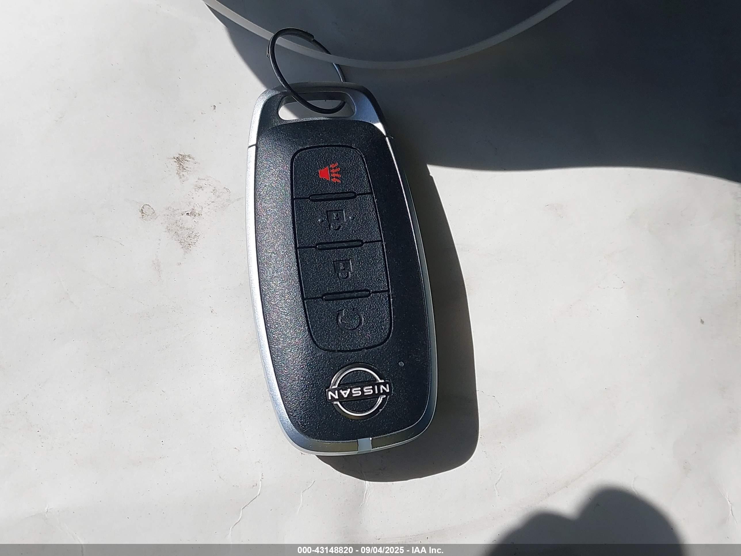 NISSAN KICKS image 11