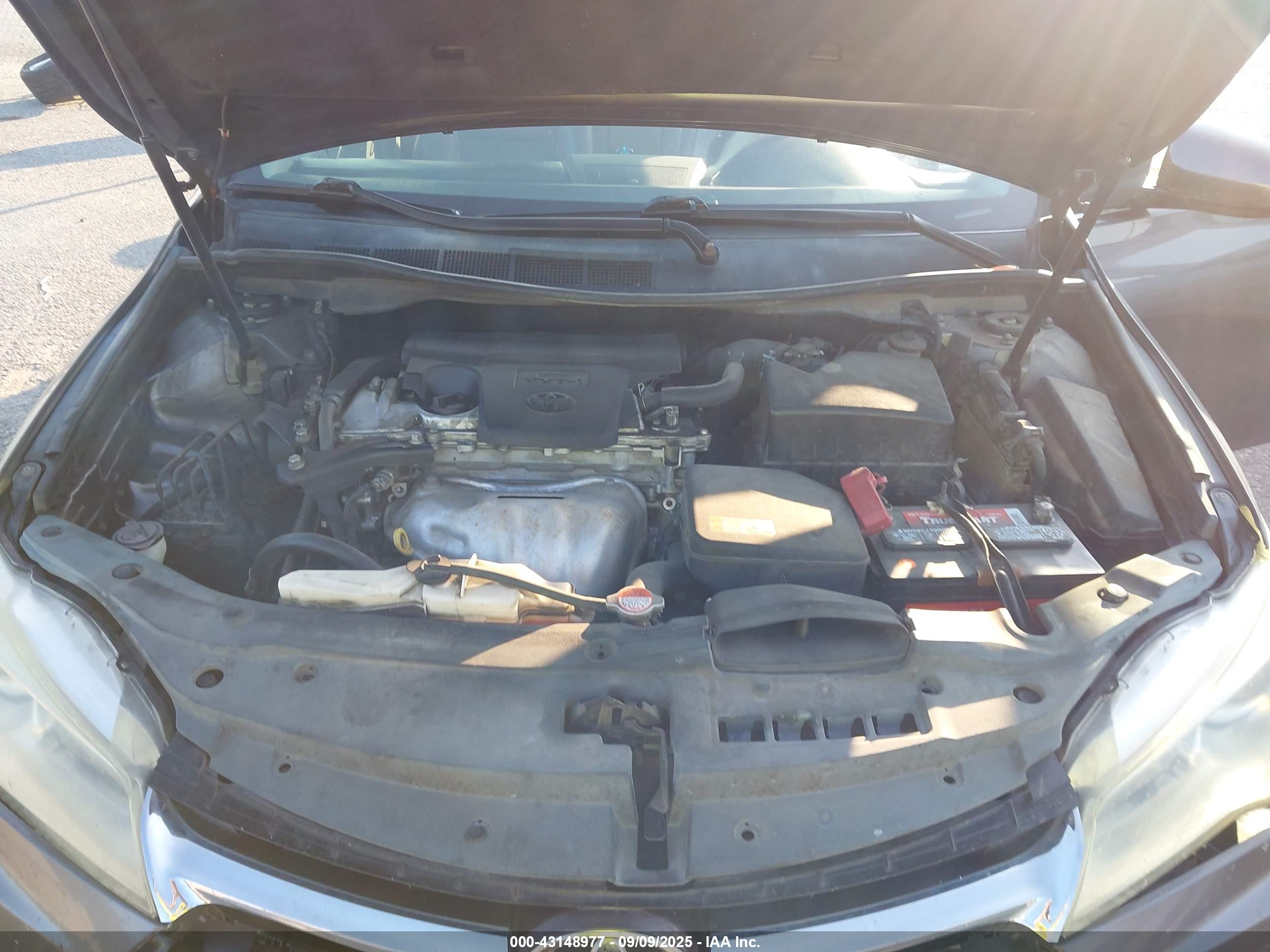 TOYOTA CAMRY image 10
