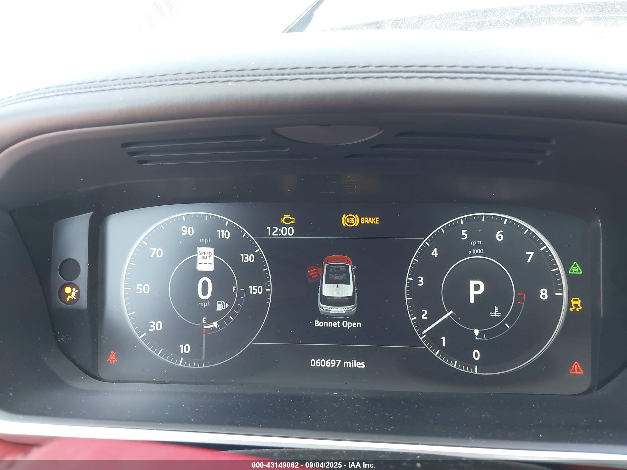 LAND ROVER image 7