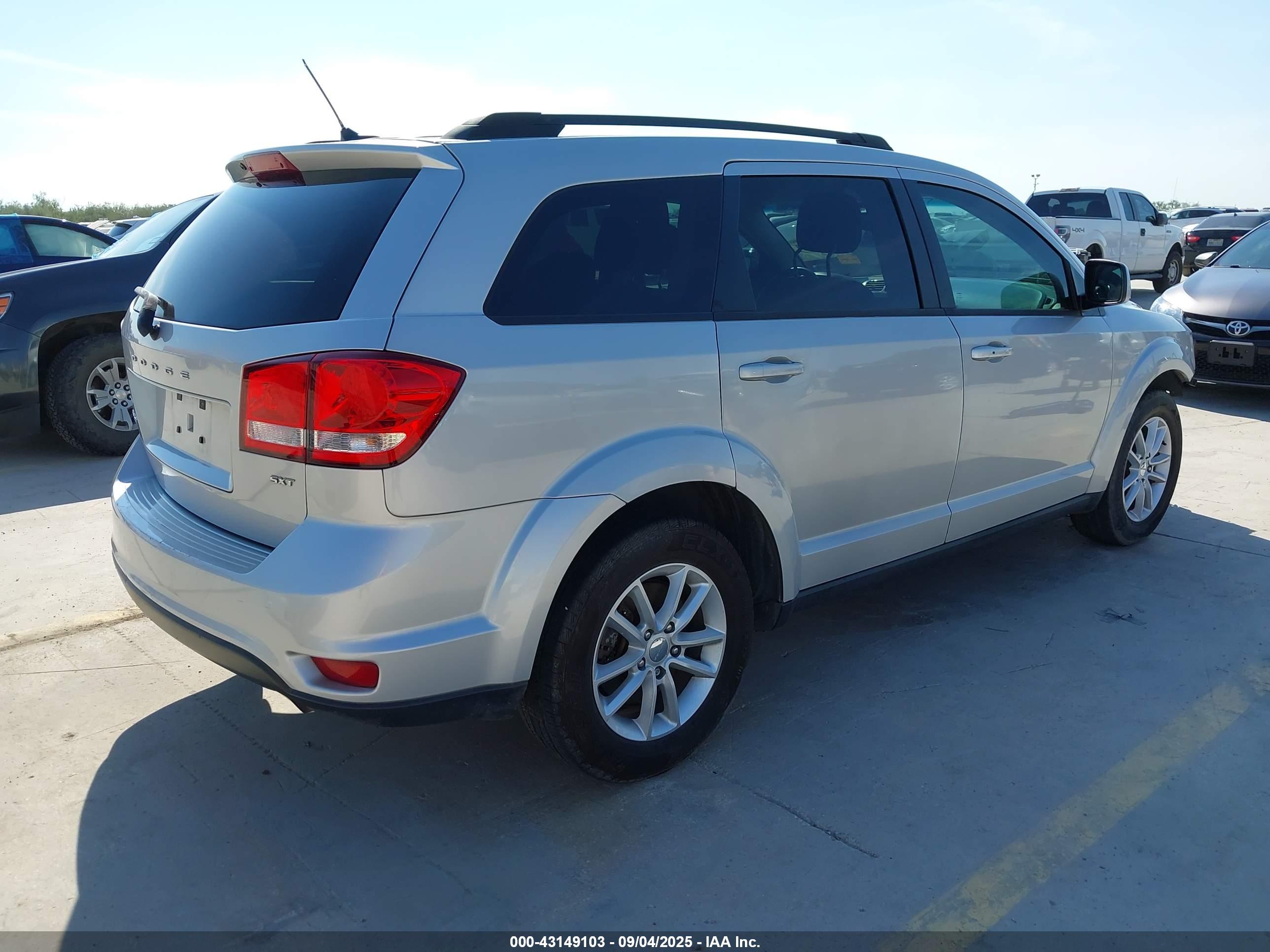 DODGE JOURNEY image 4