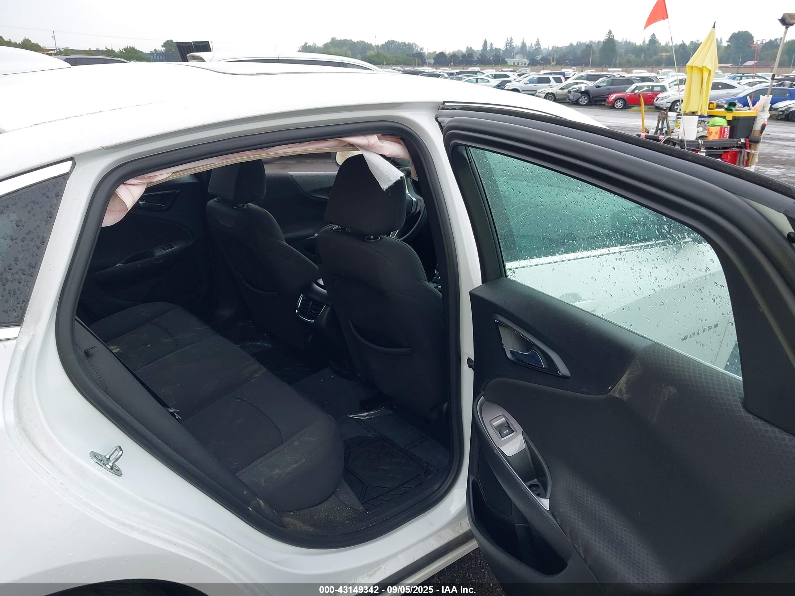 CHEVROLET MALIBU image 8