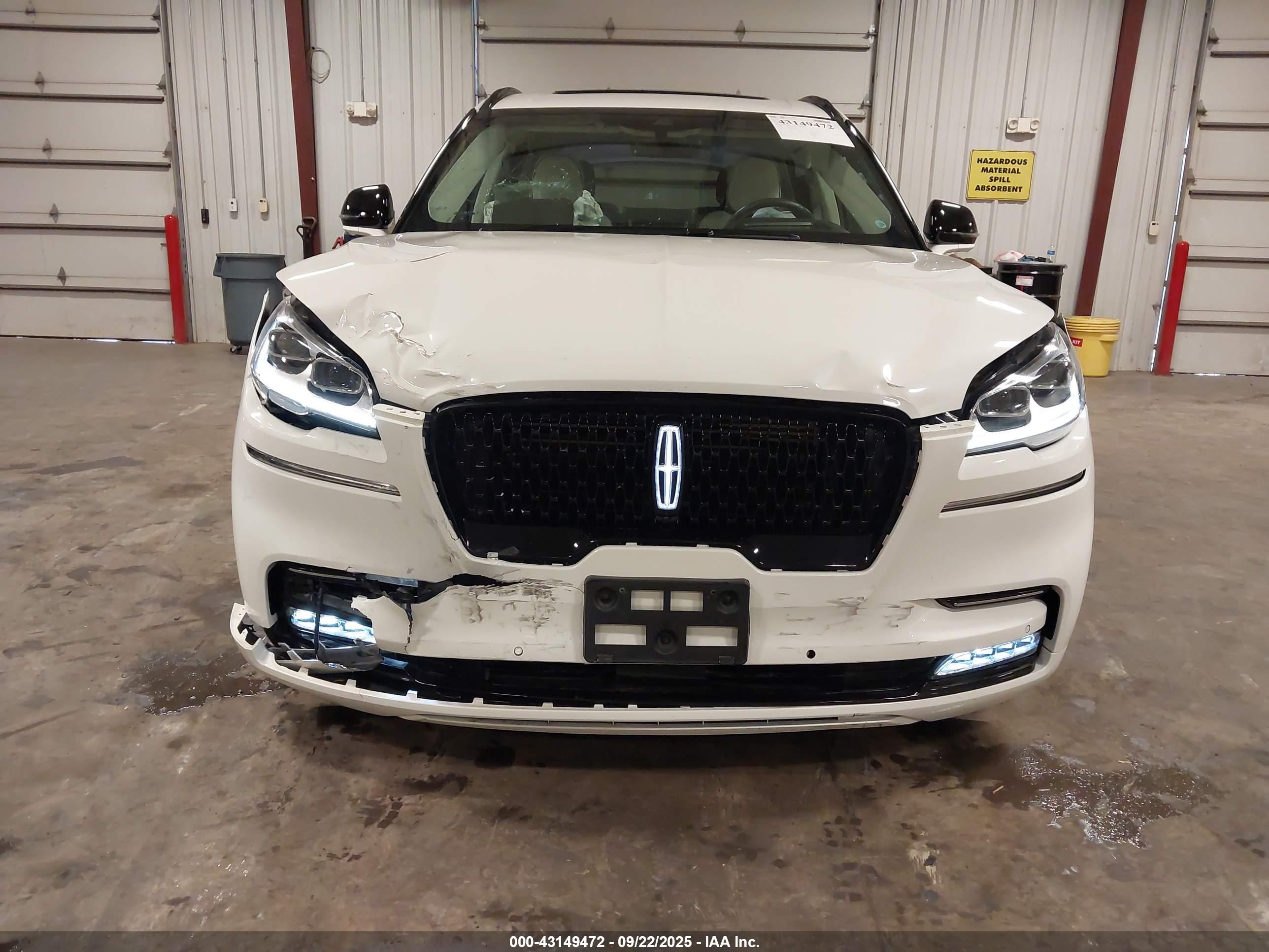 LINCOLN AVIATOR image 6