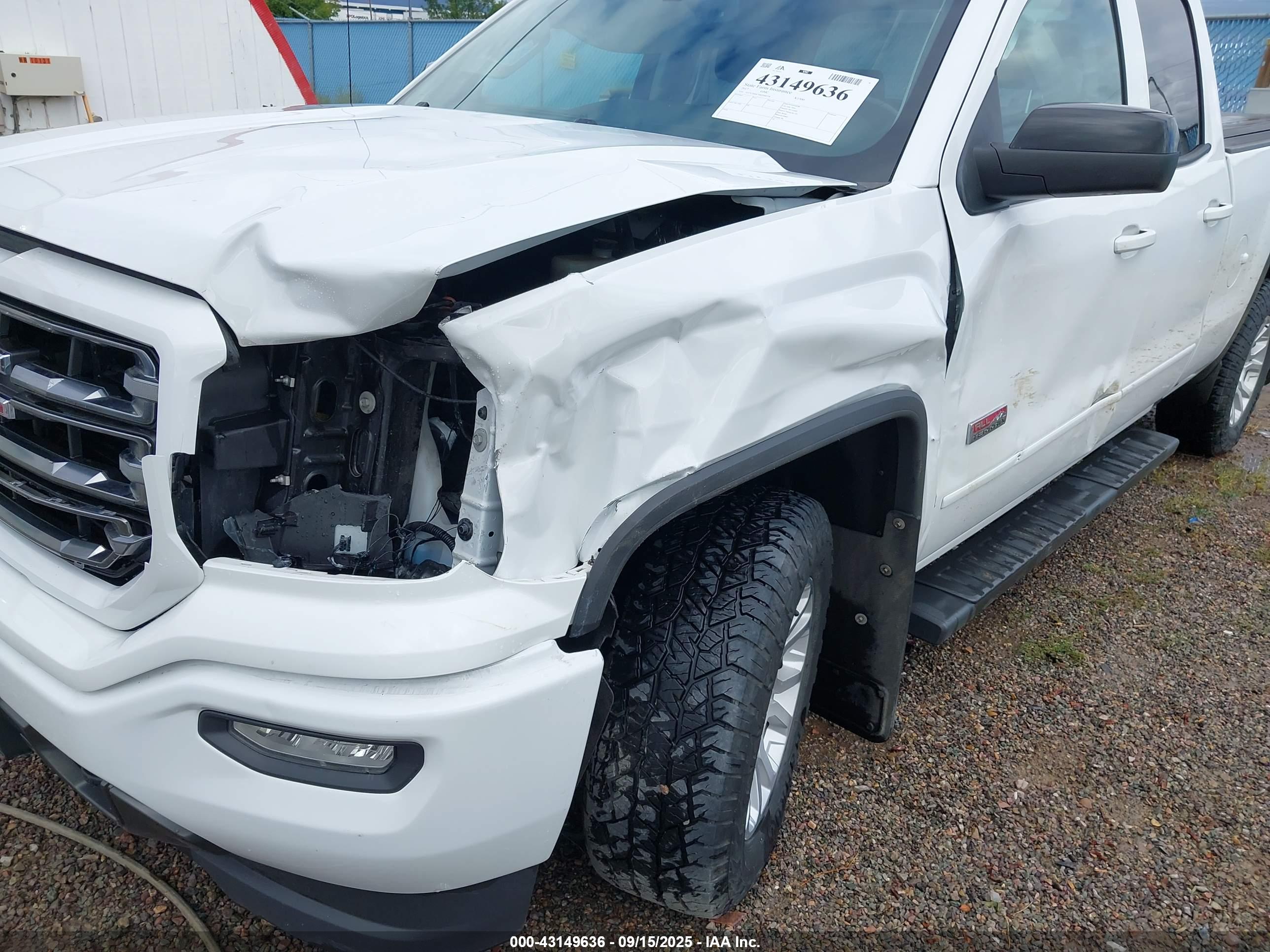 GMC SIERRA image 6