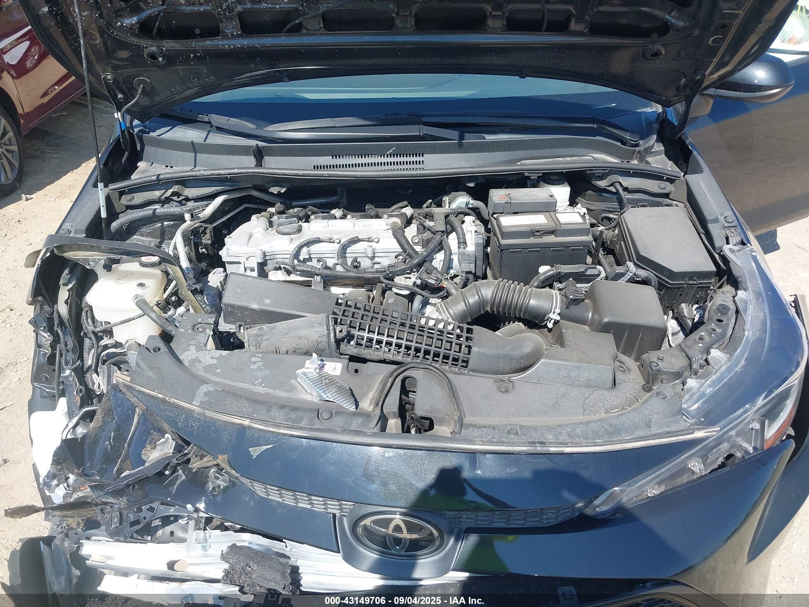 TOYOTA COROLLA image 10
