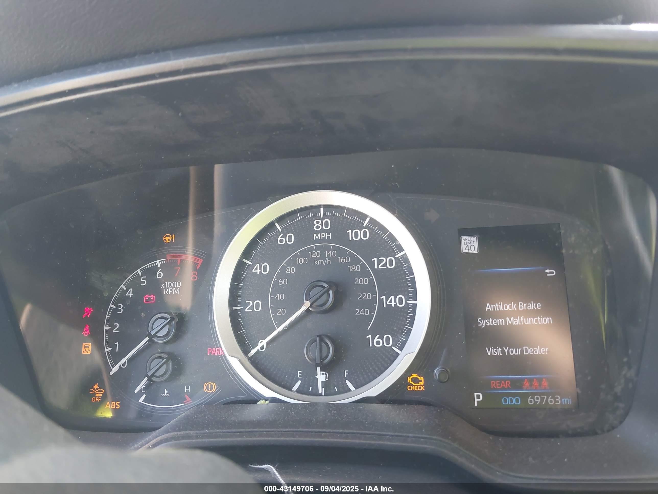 TOYOTA COROLLA image 7