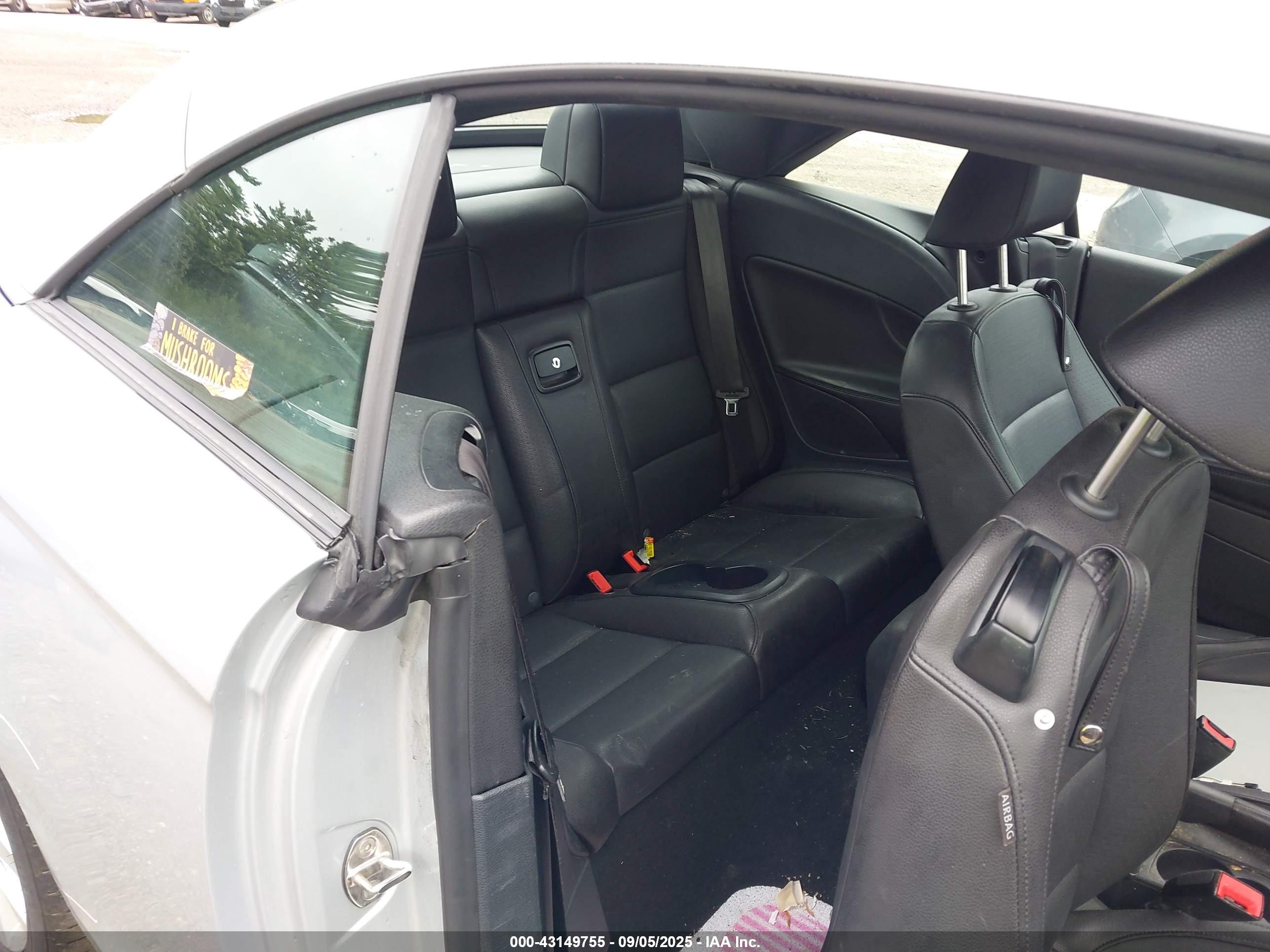 VOLKSWAGEN EOS image 8