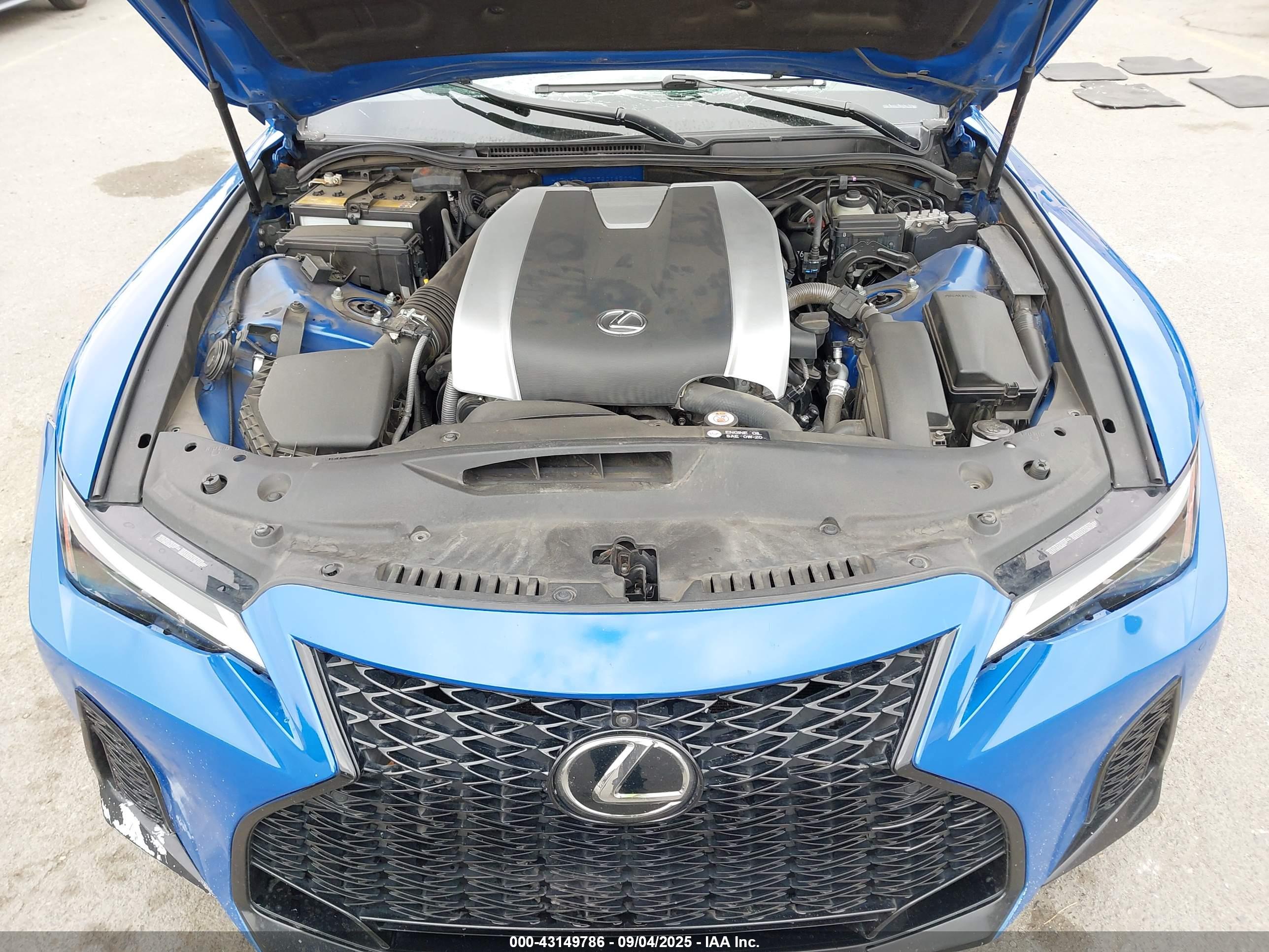 LEXUS IS image 10