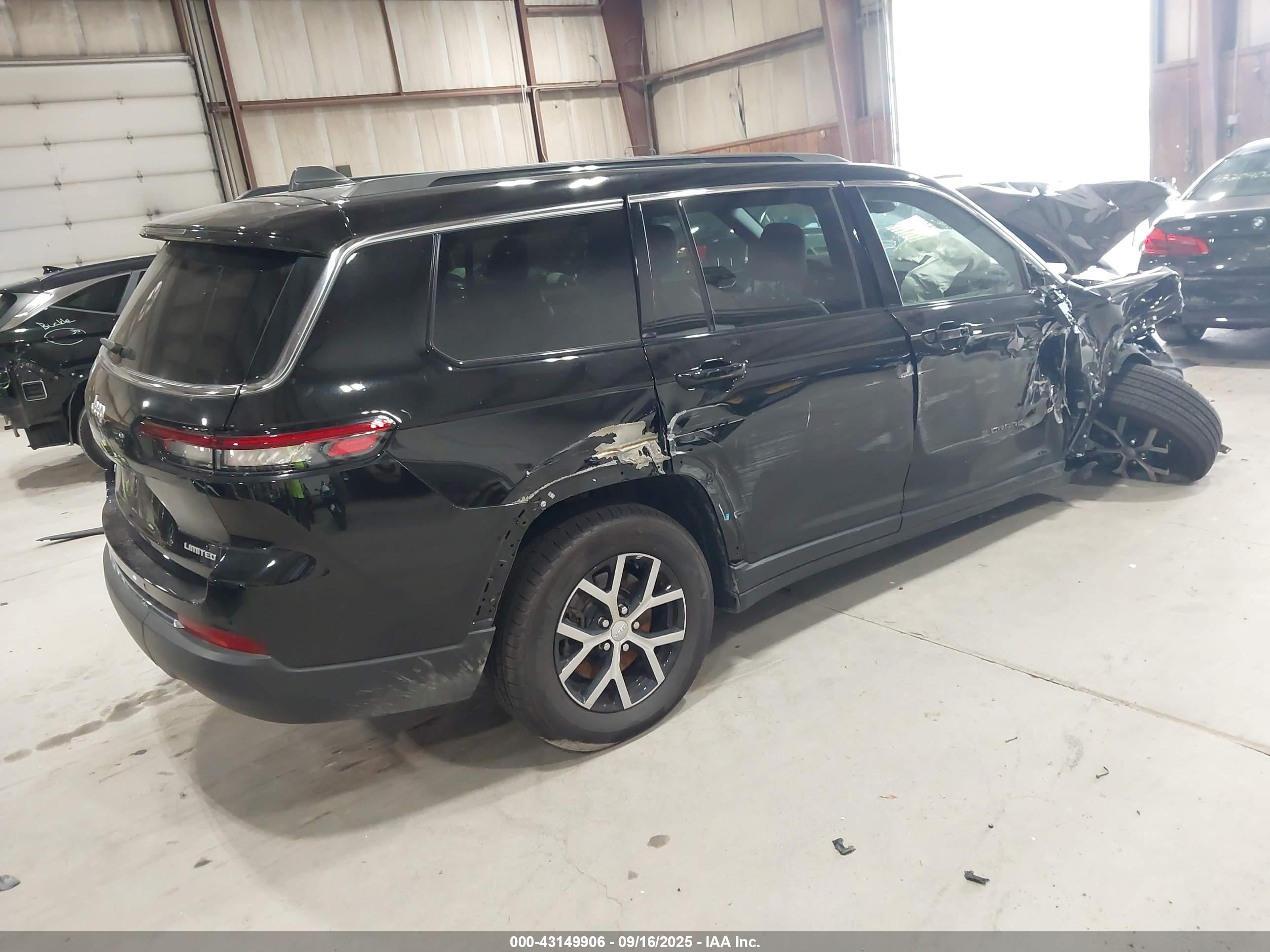 JEEP GRAND image 4
