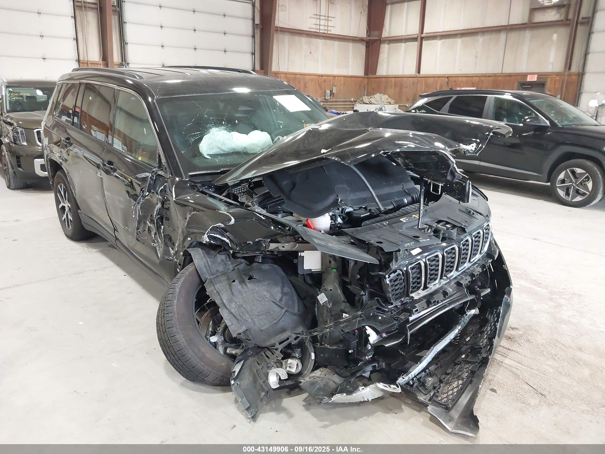 JEEP GRAND image 6