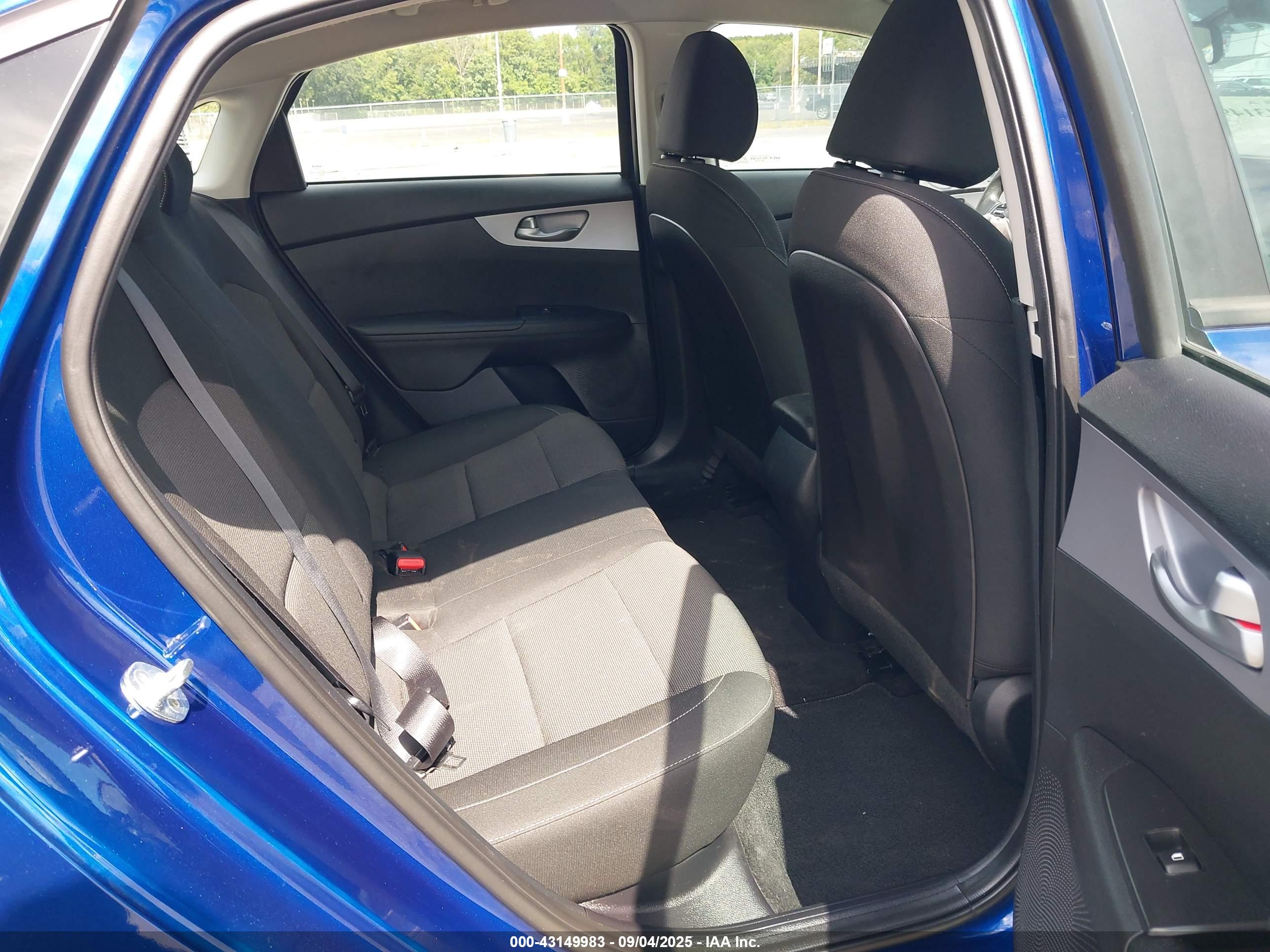 KIA FORTE image 8
