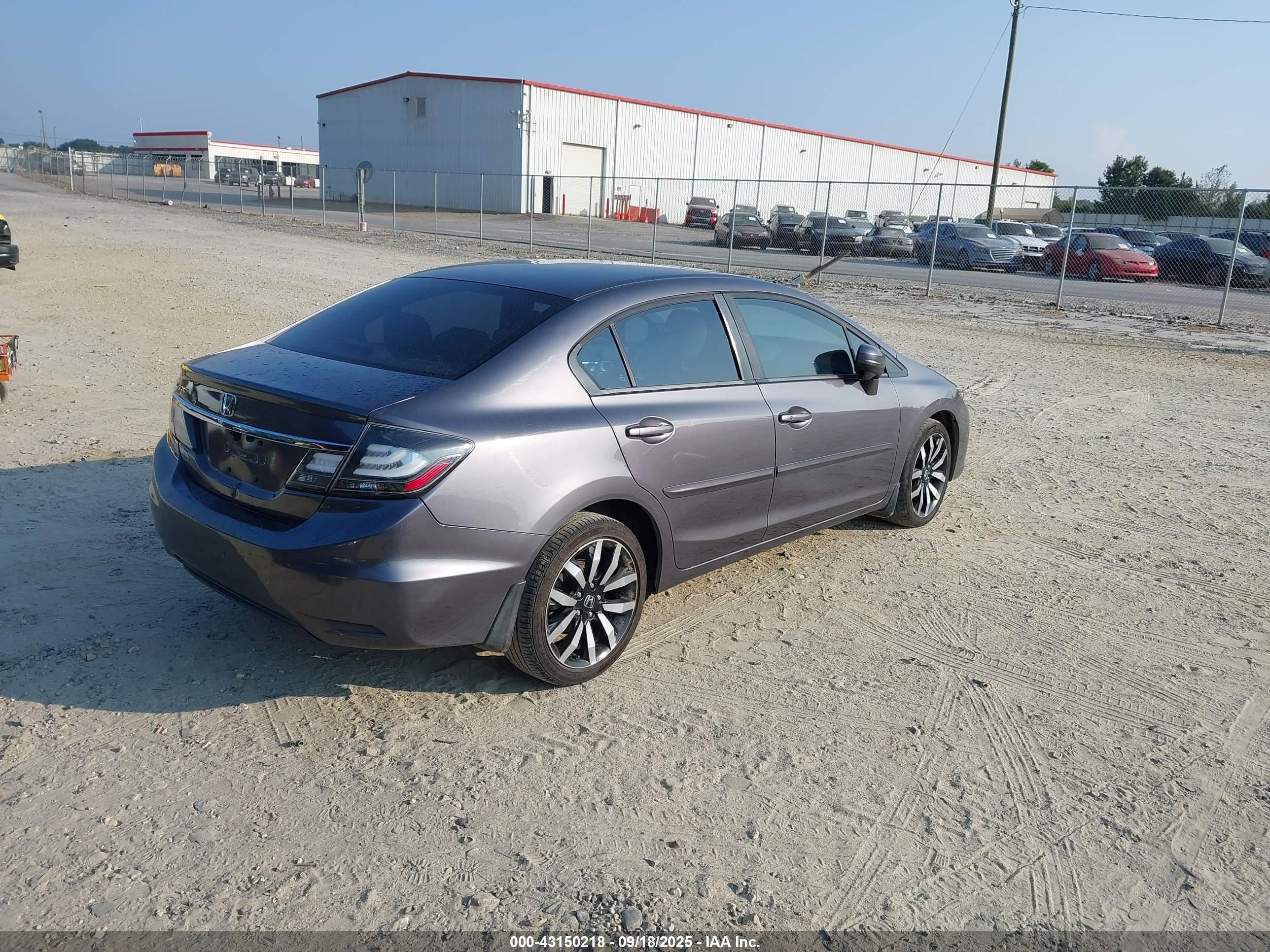 HONDA CIVIC image 4