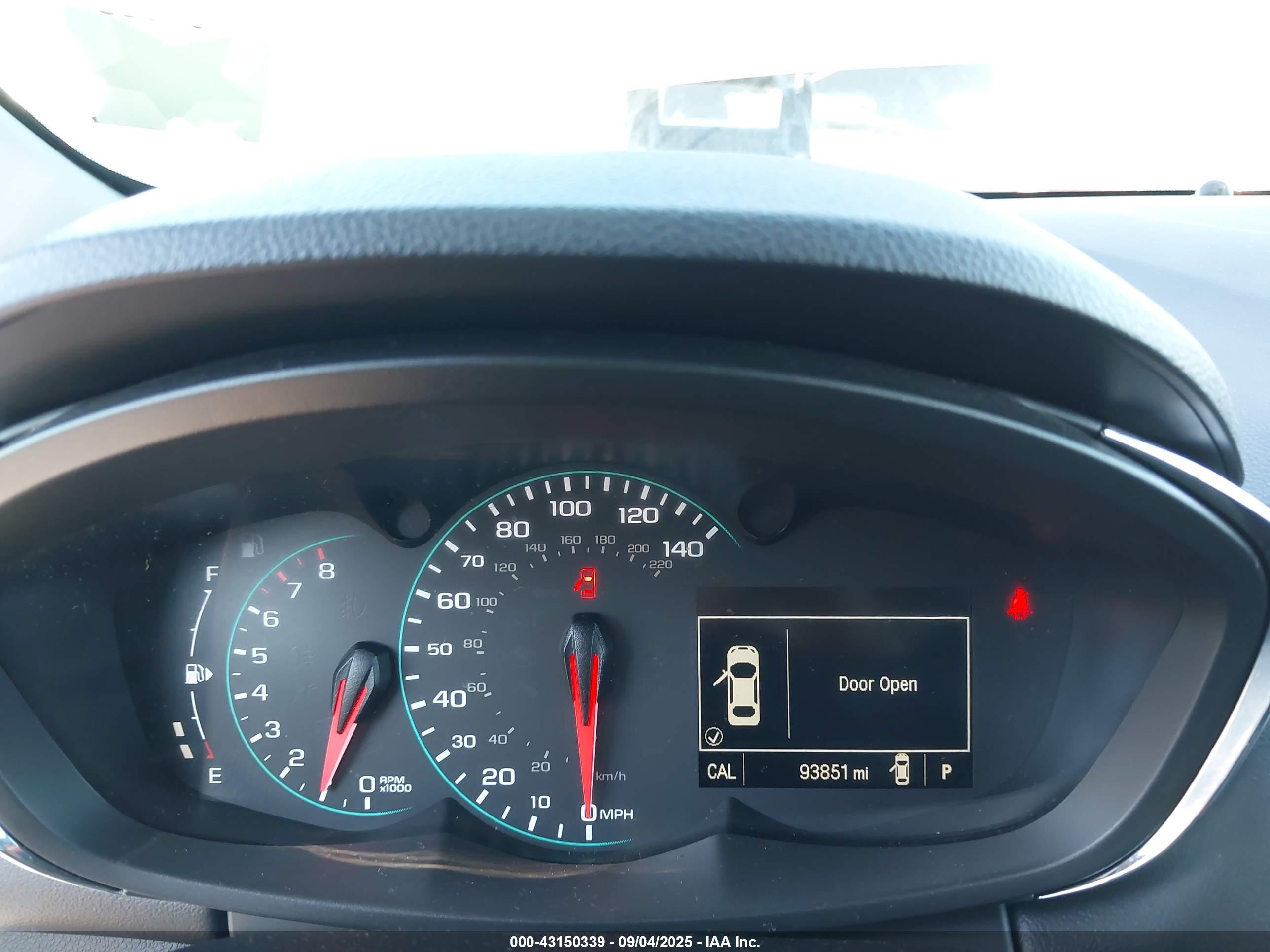 CHEVROLET TRAX image 7