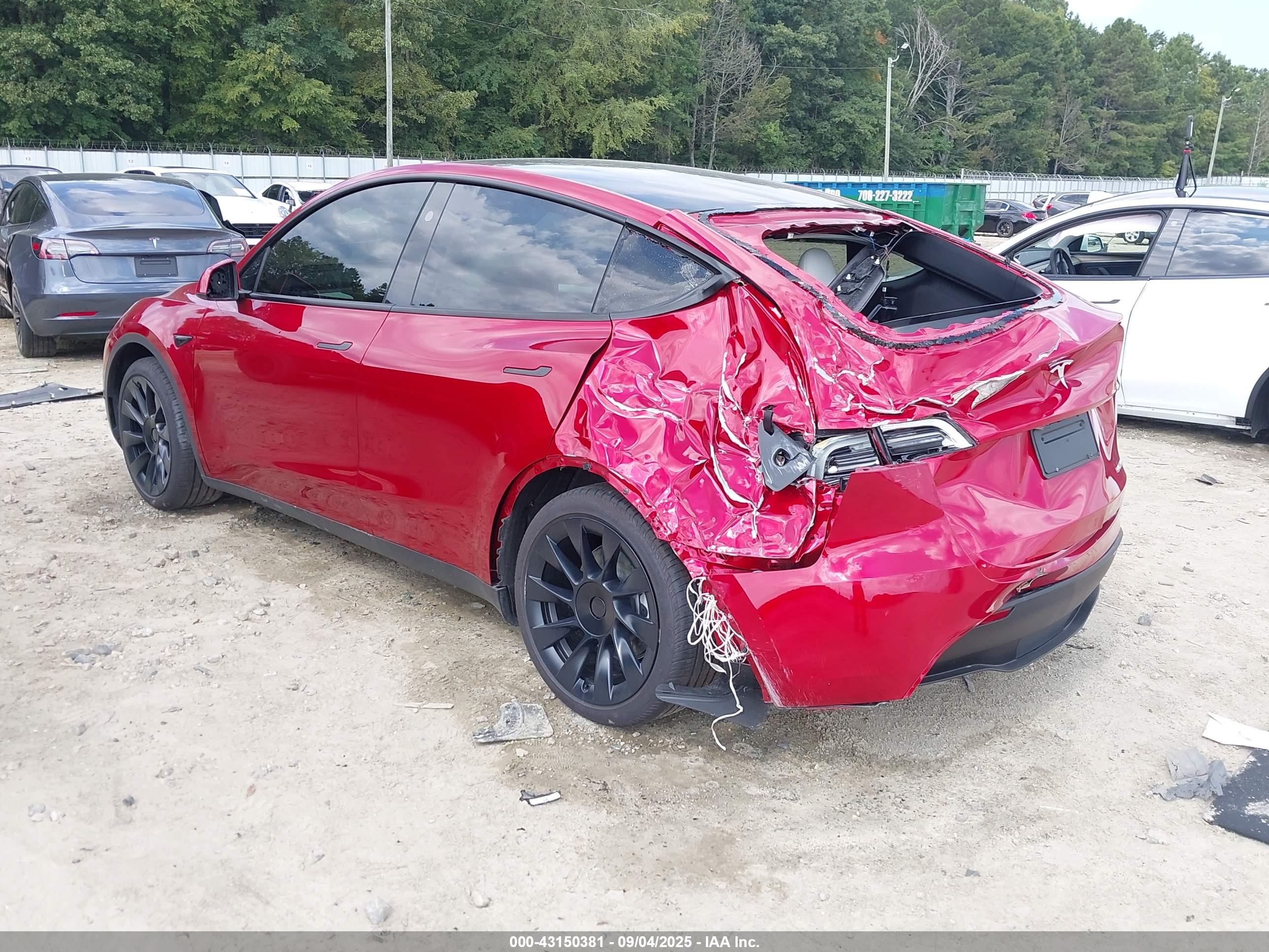 TESLA MODEL image 3
