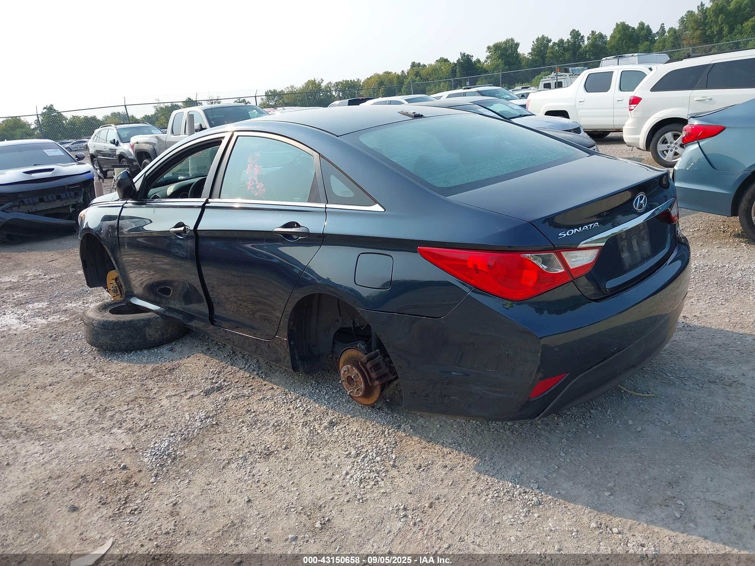 HYUNDAI SONATA image 3
