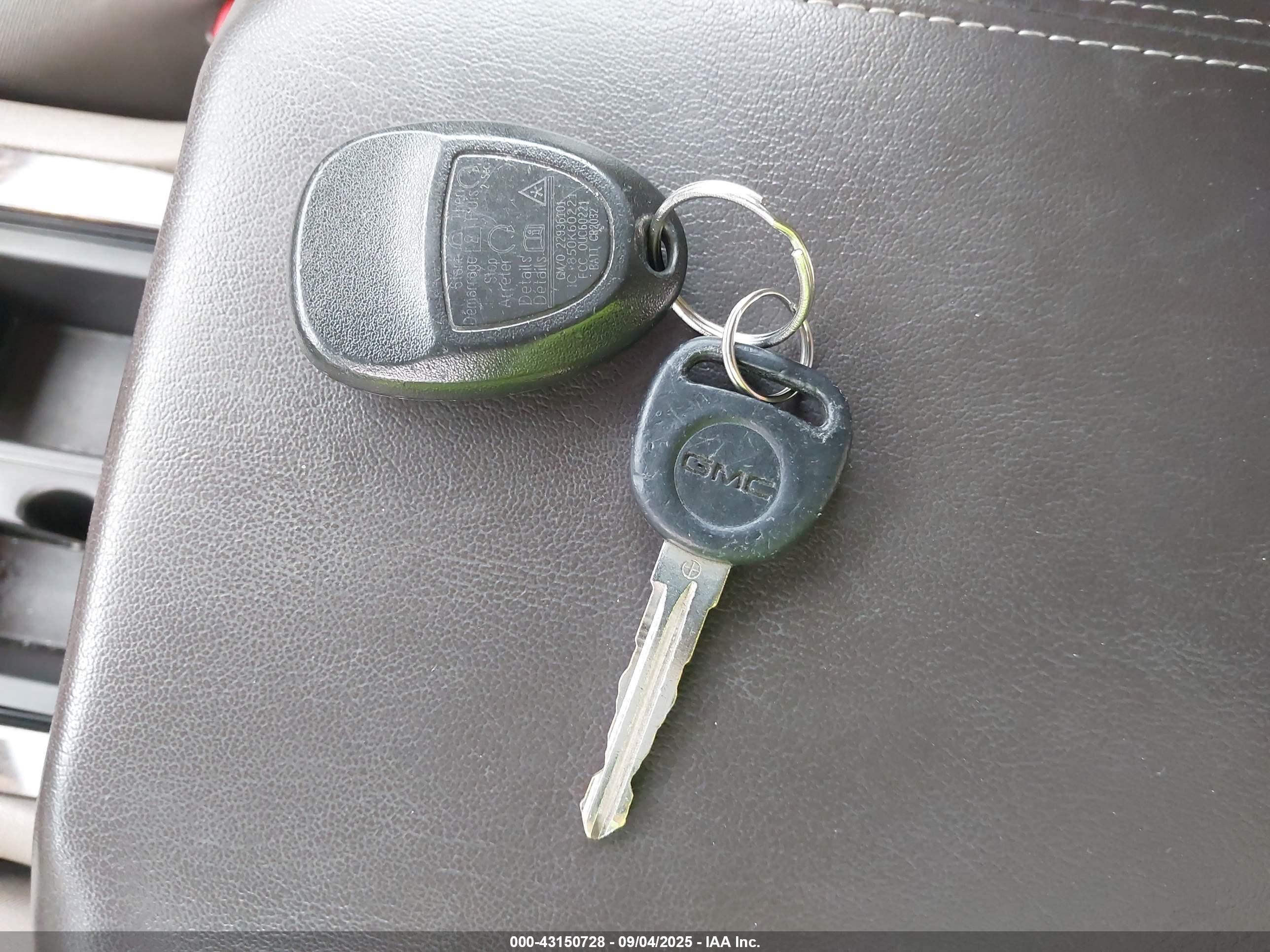 GMC ACADIA image 11