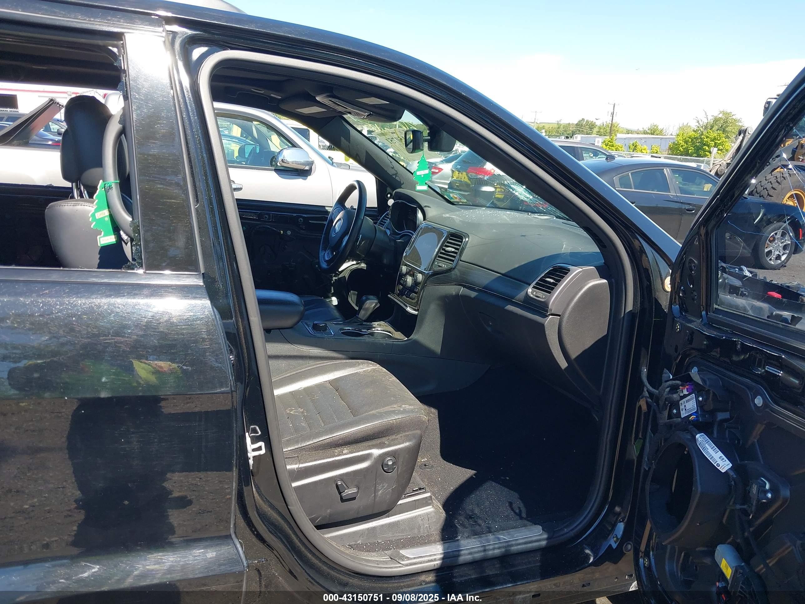 JEEP GRAND image 5