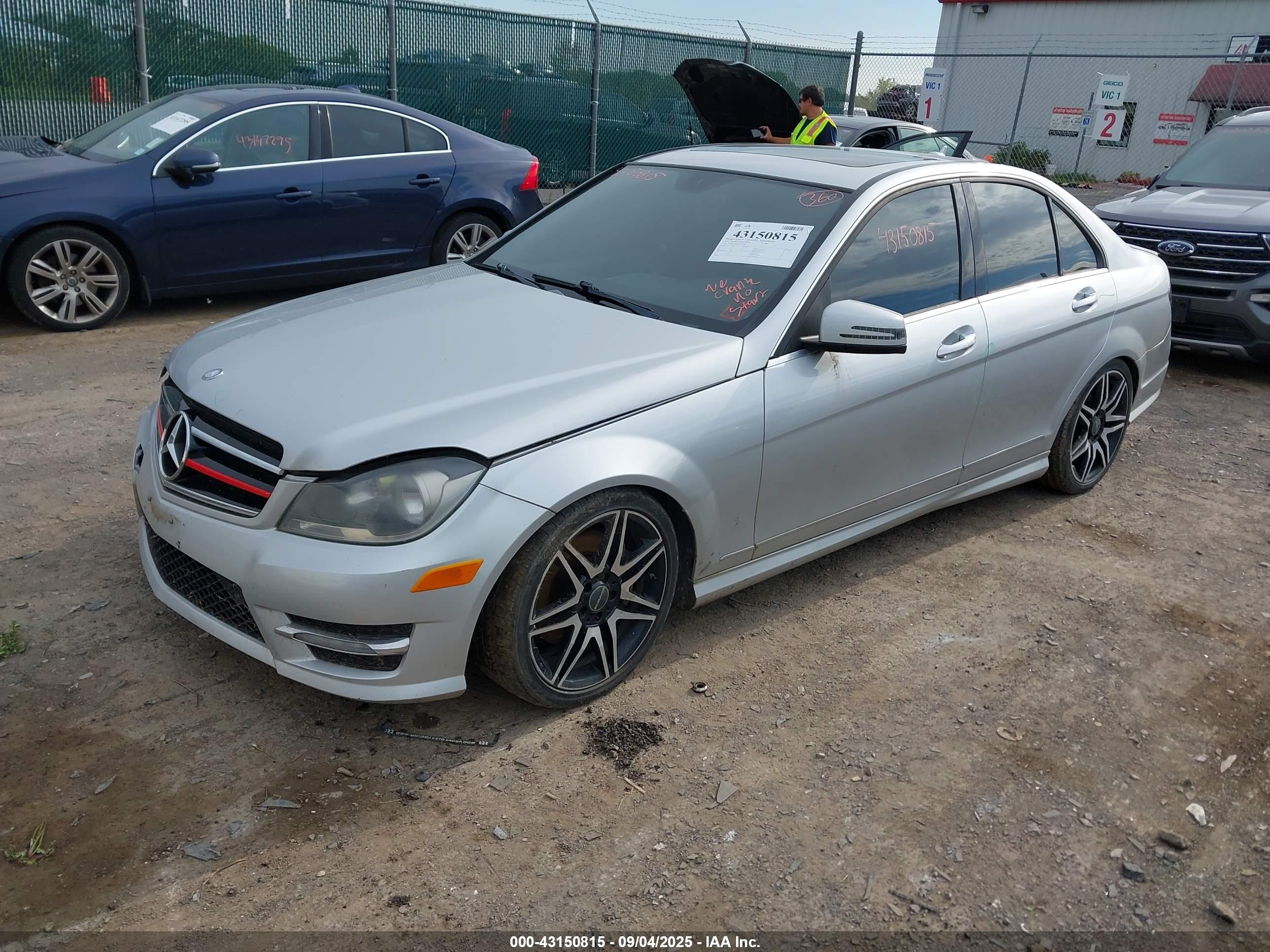 MERCEDES-BENZ C image 2