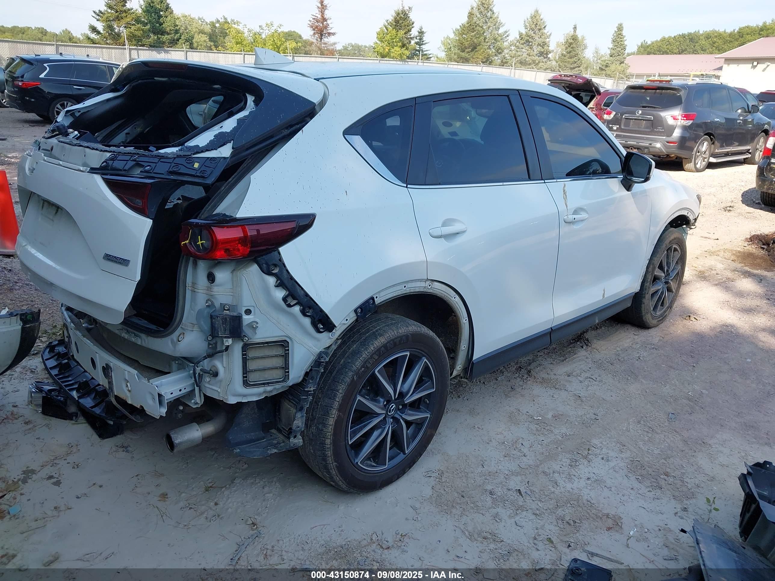 MAZDA CX-5 image 4