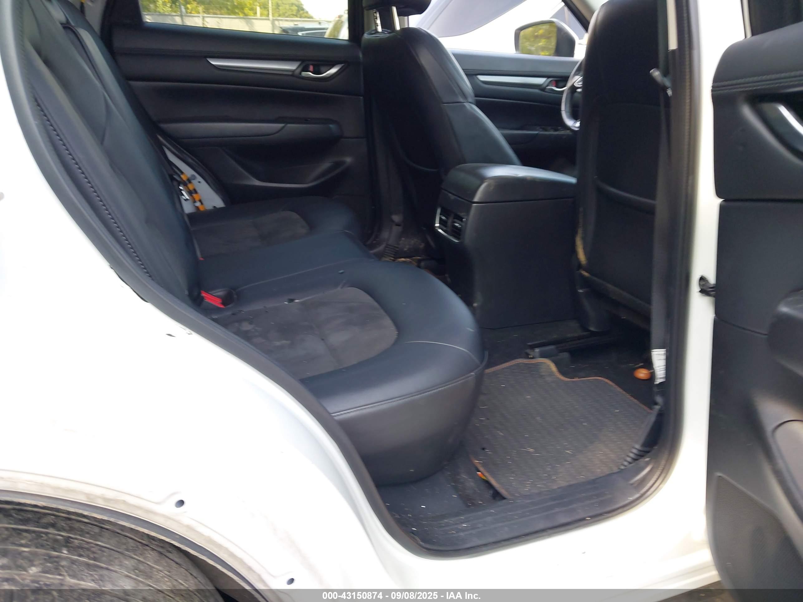 MAZDA CX-5 image 8