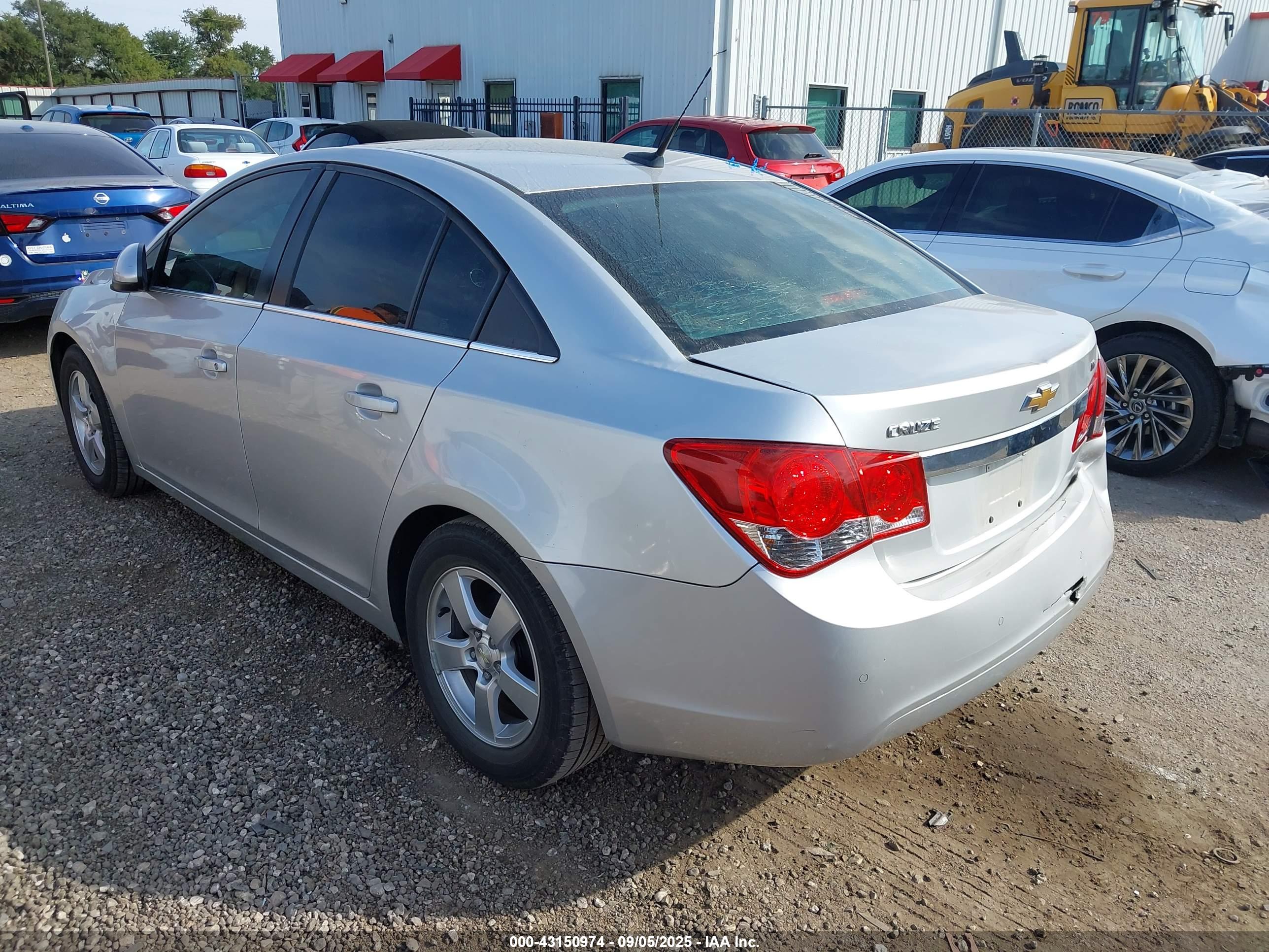 CHEVROLET CRUZE image 3