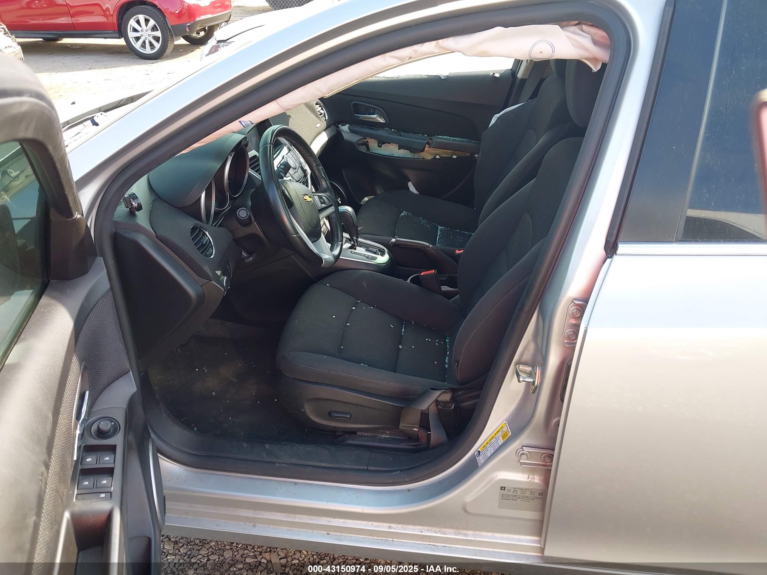 CHEVROLET CRUZE image 5