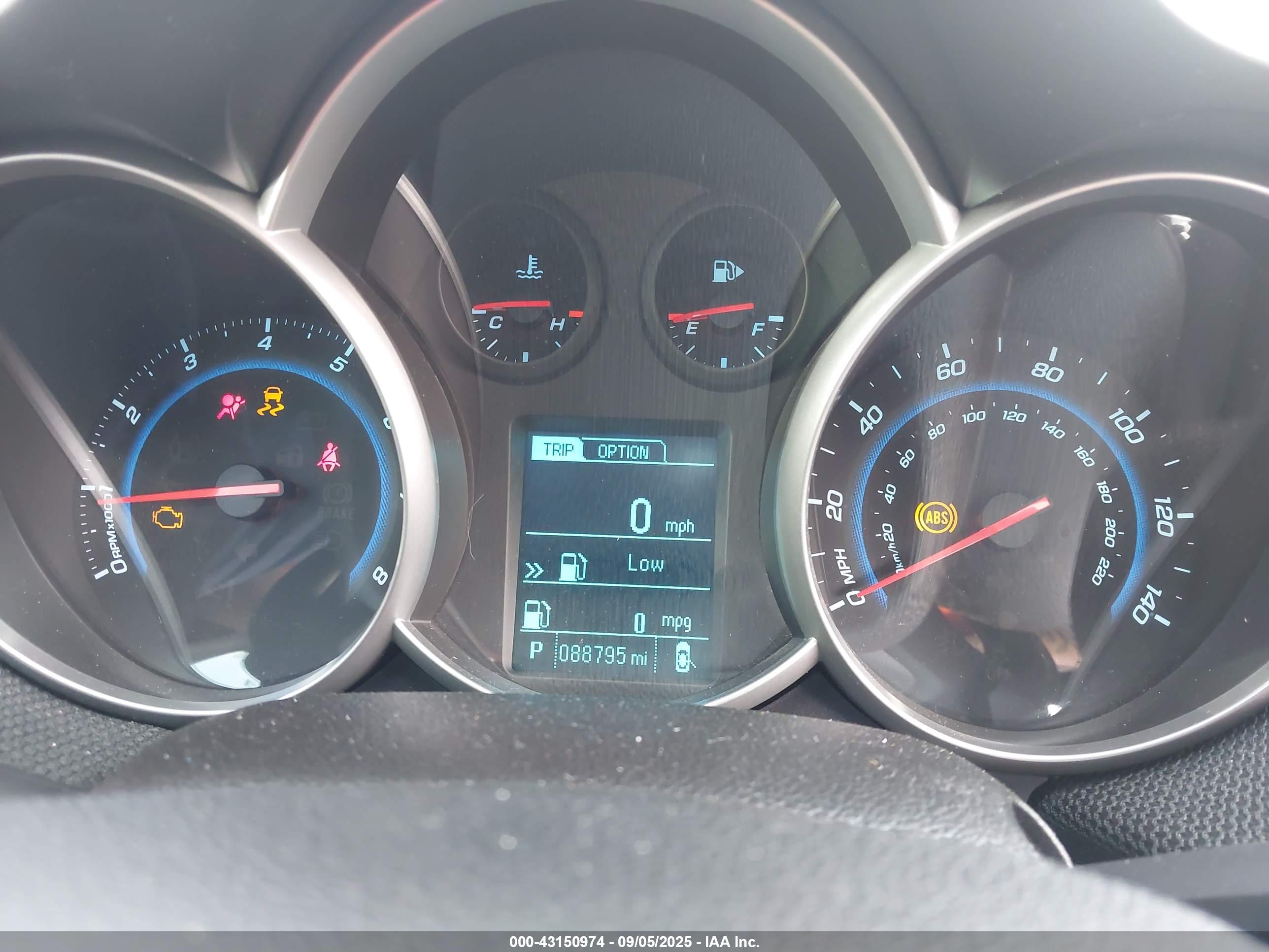 CHEVROLET CRUZE image 7