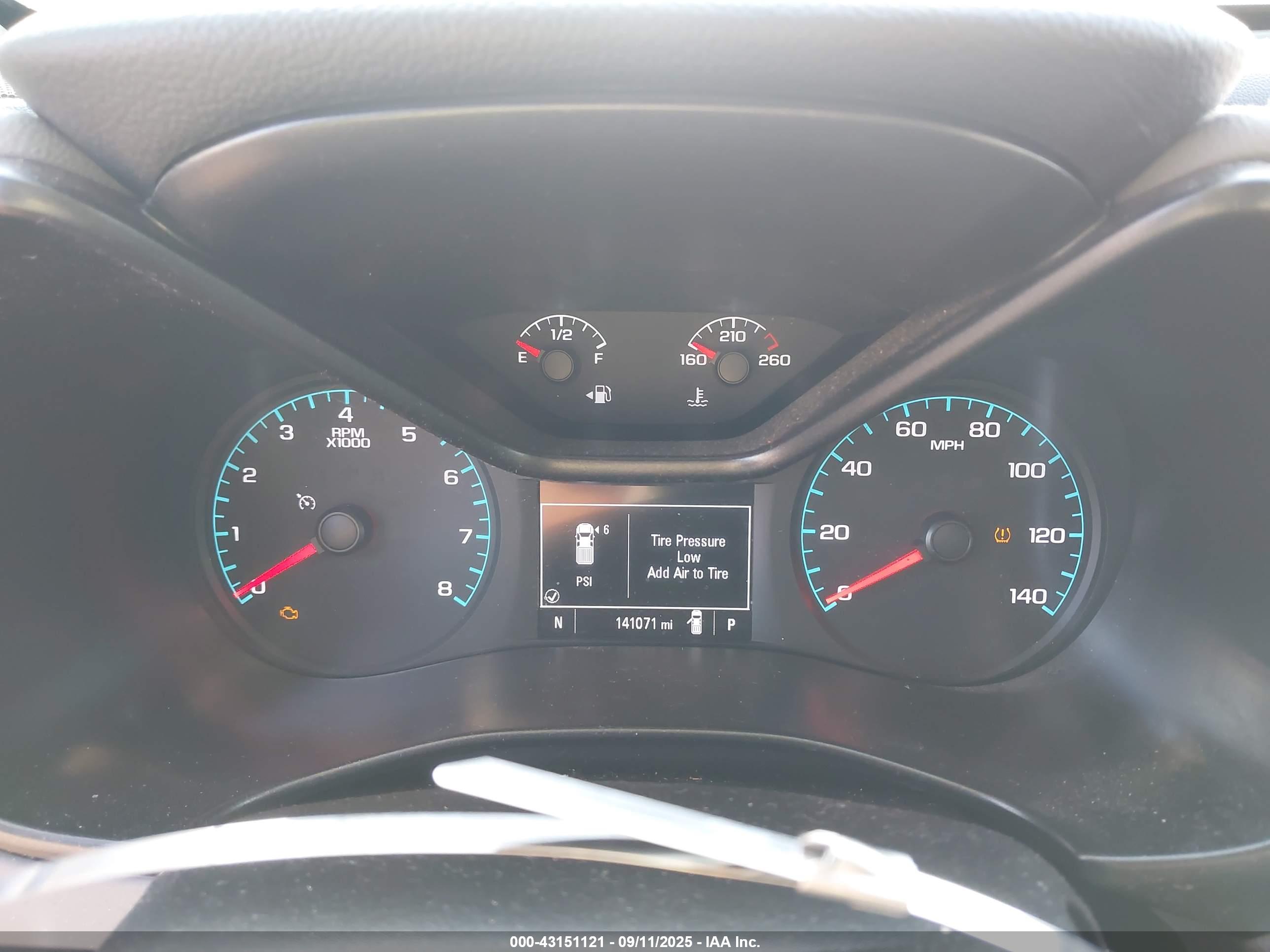 CHEVROLET COLORADO image 7