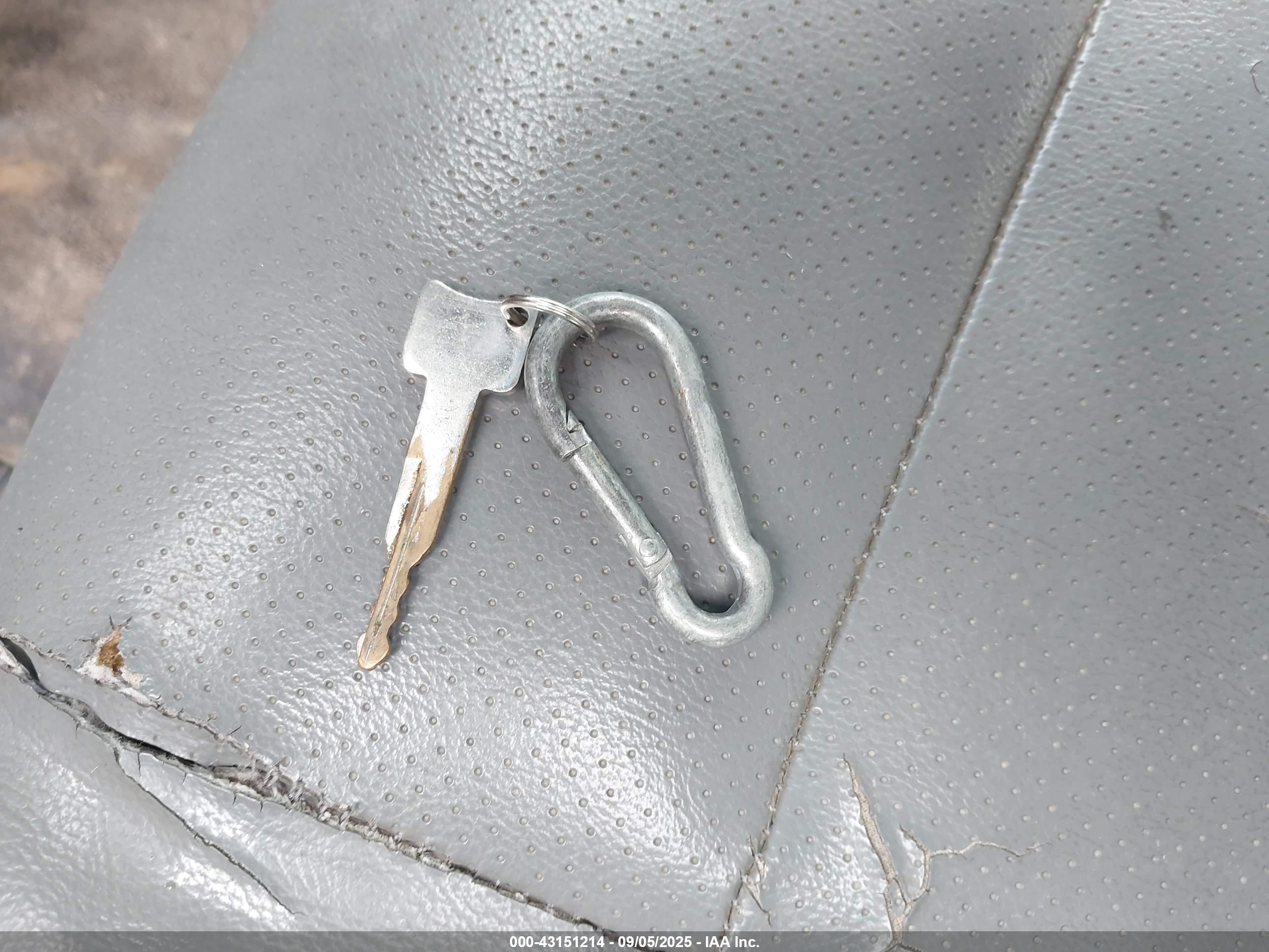 FORD E-350 image 11