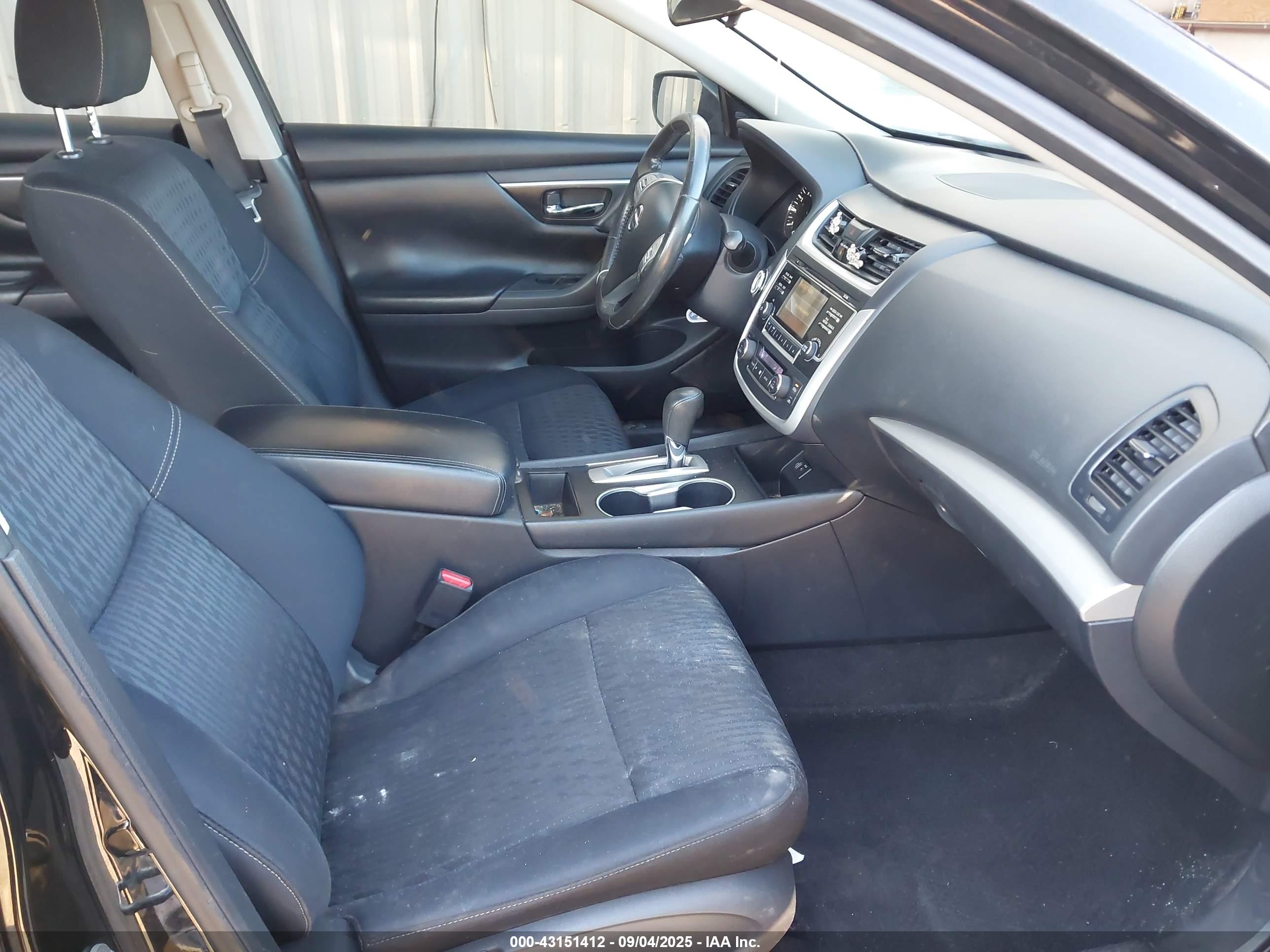 NISSAN ALTIMA image 5