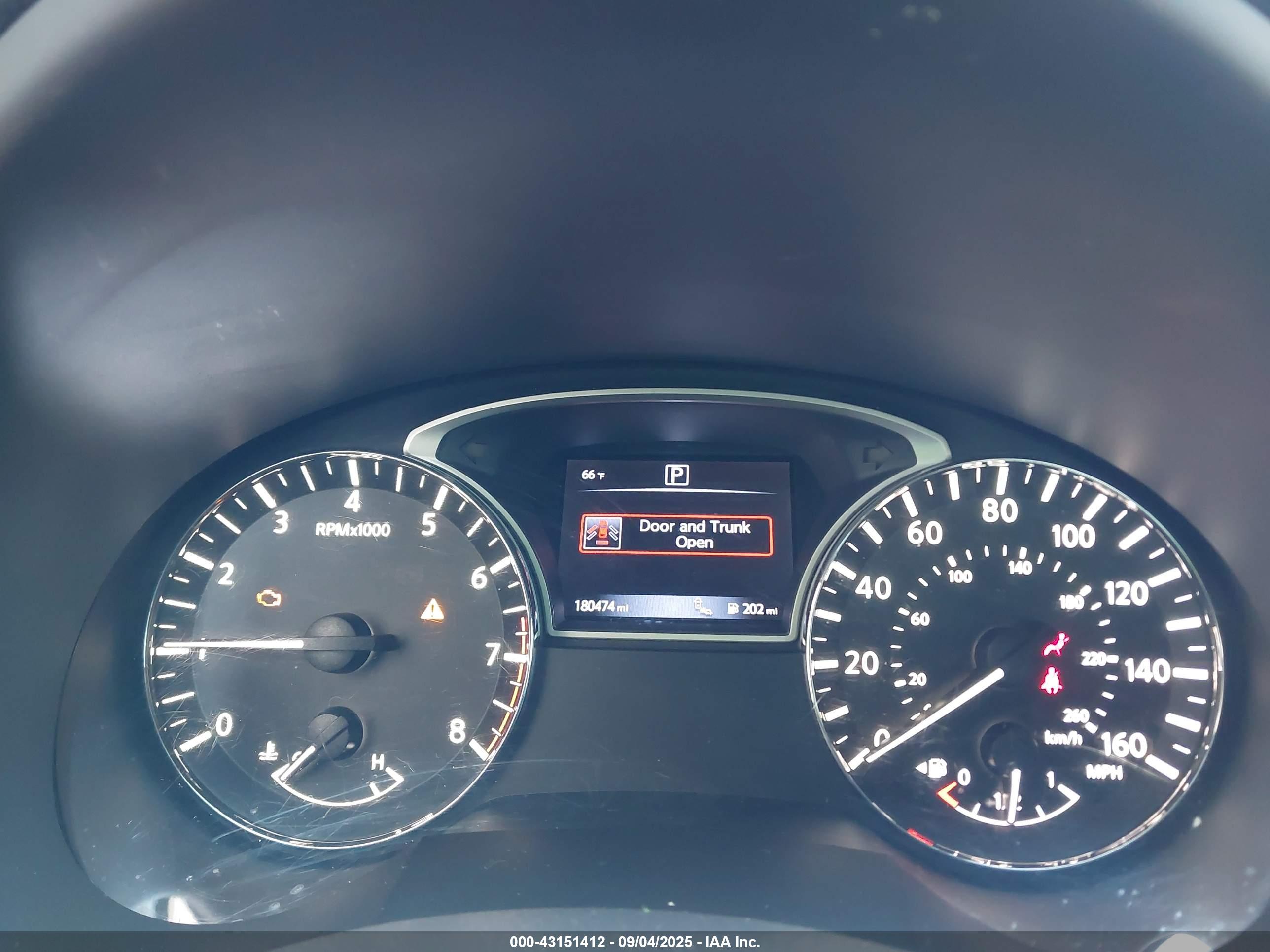 NISSAN ALTIMA image 7