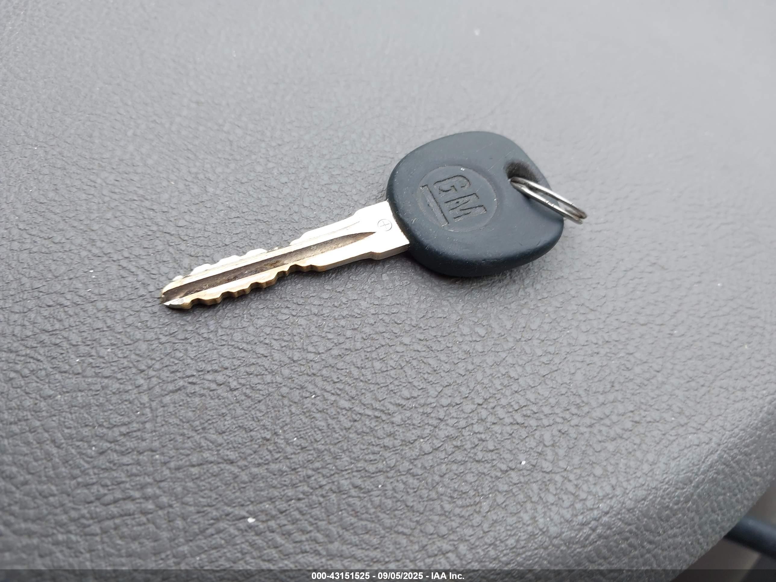 BUICK LUCERNE image 11