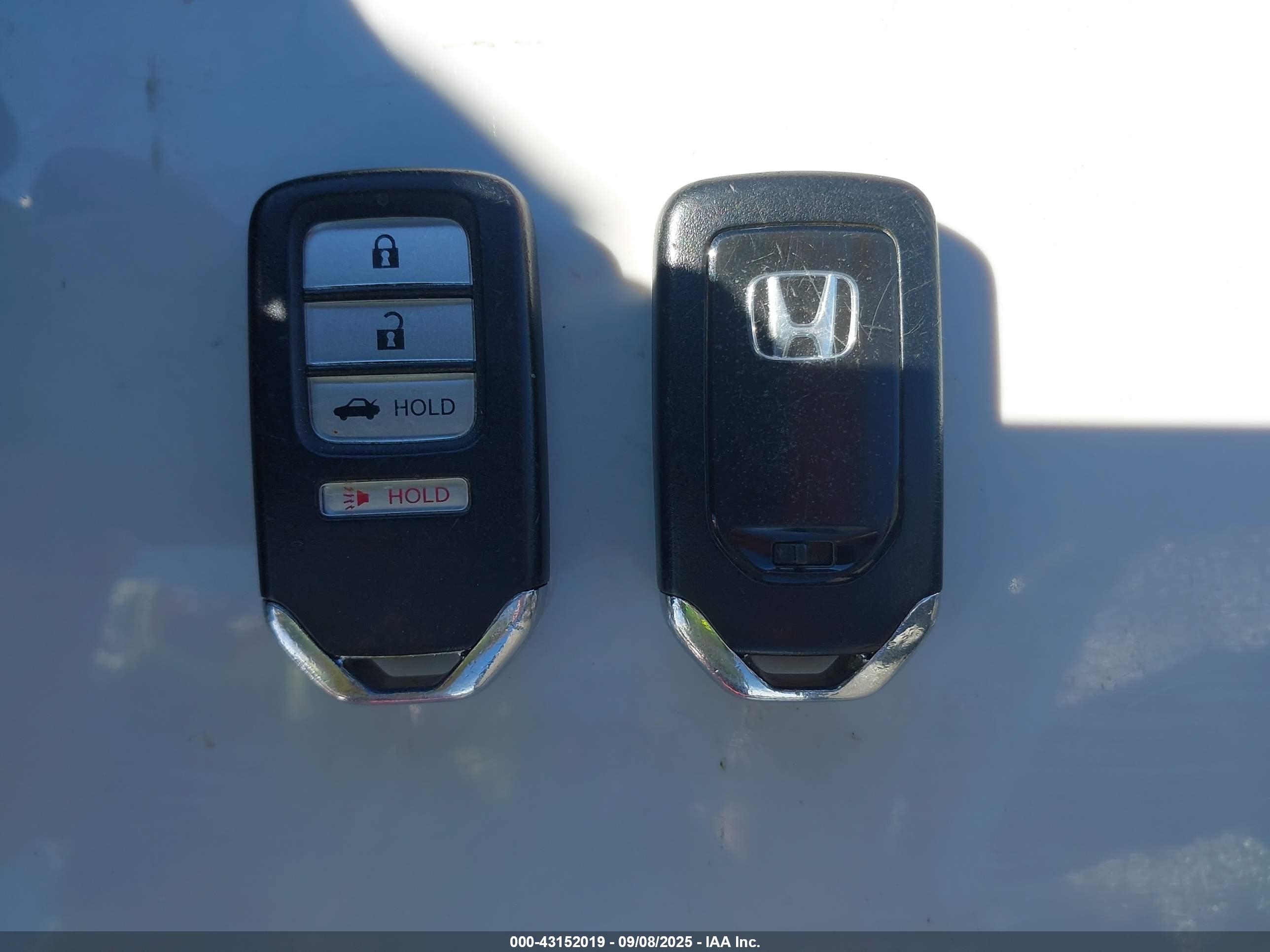 HONDA ACCORD image 11