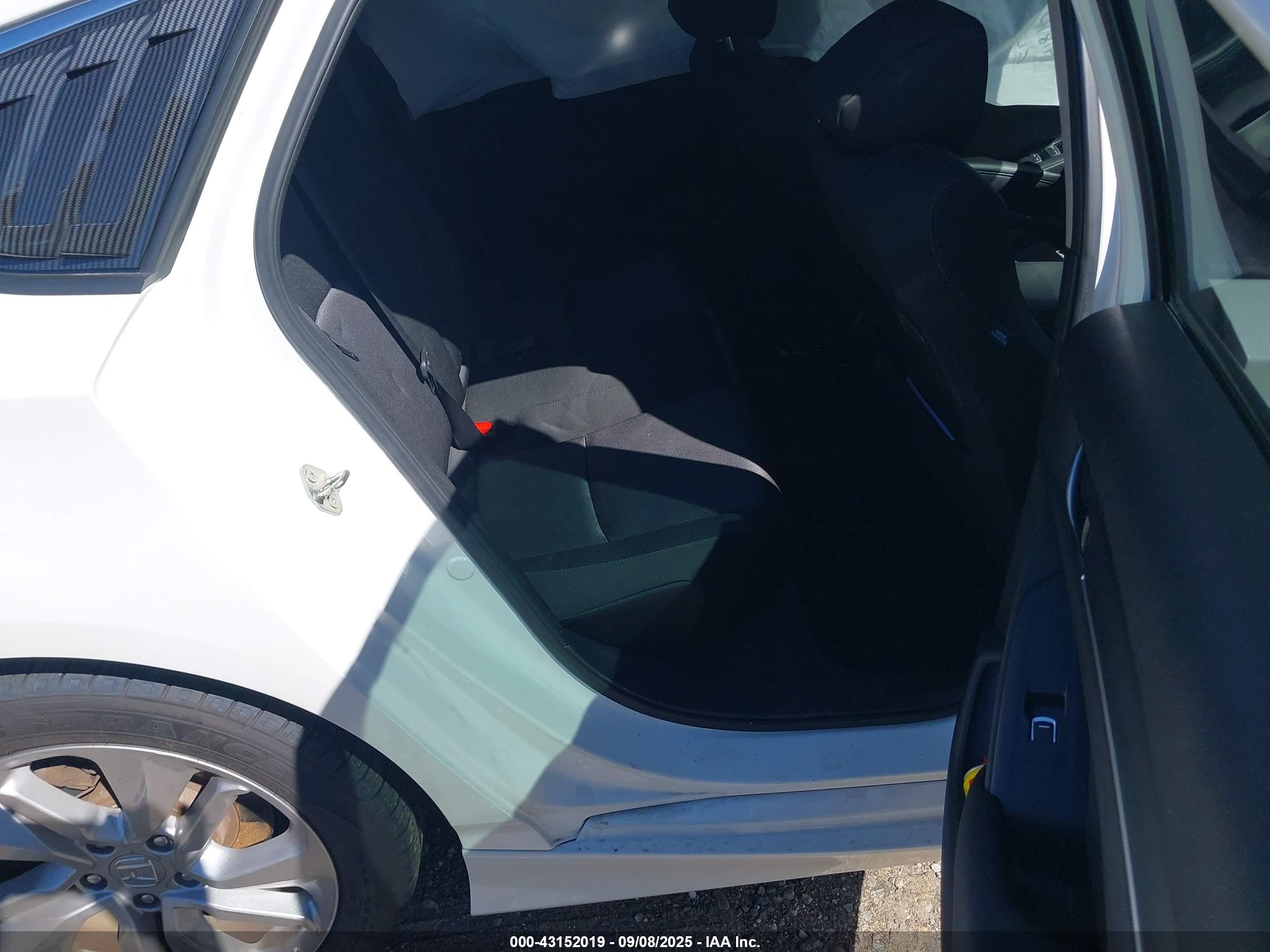 HONDA ACCORD image 8