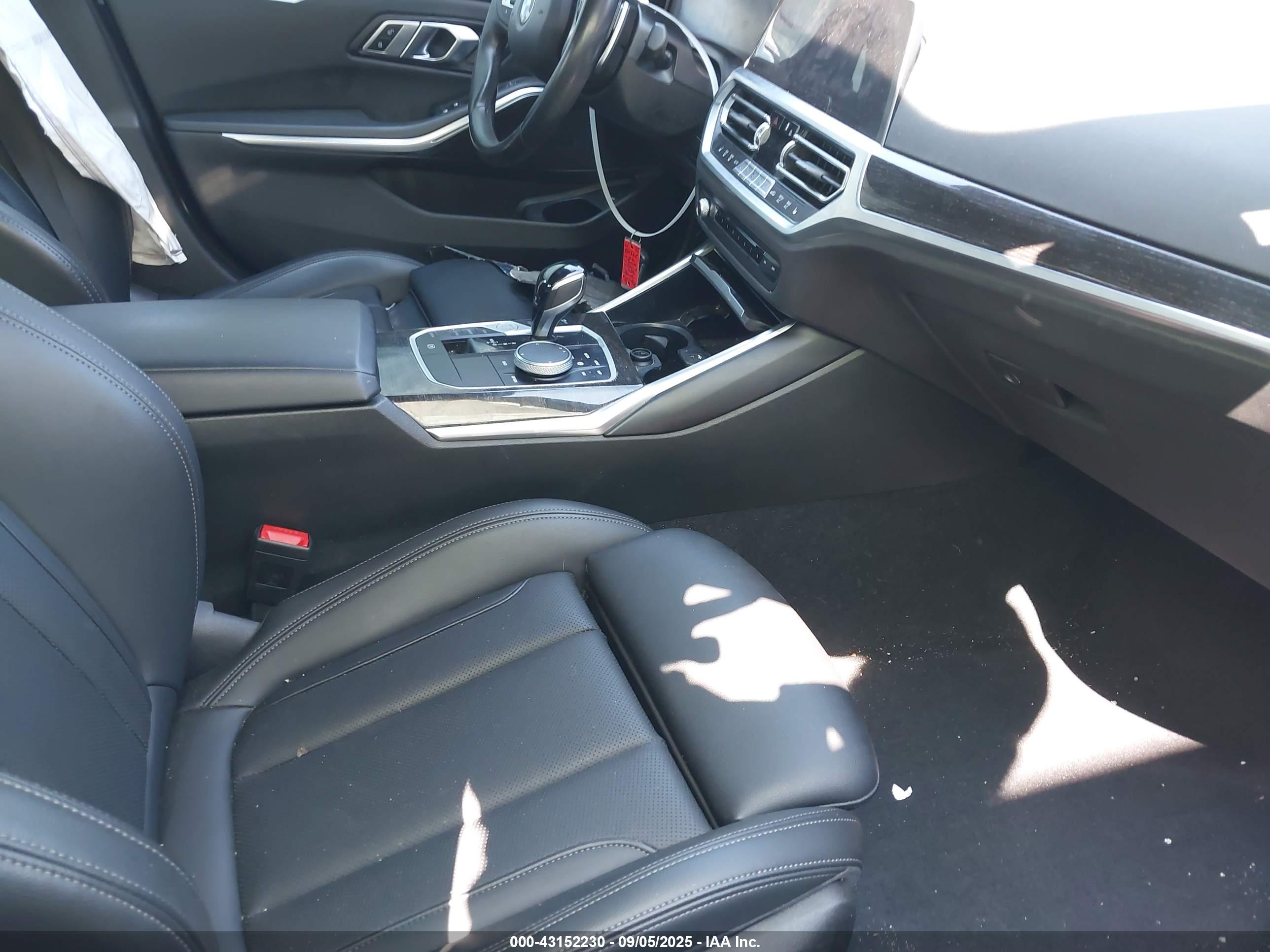 BMW 330I image 5