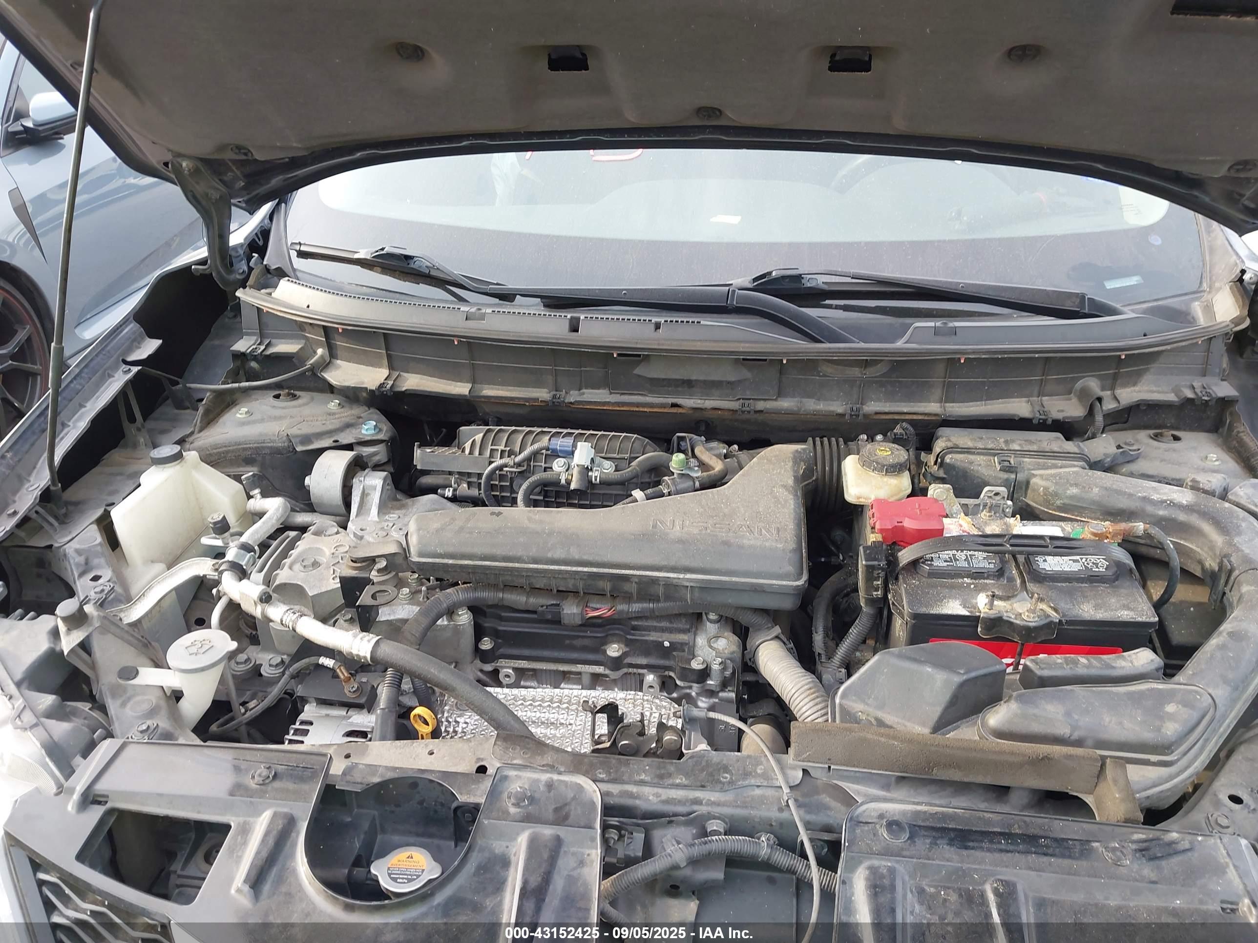 NISSAN ROGUE image 11