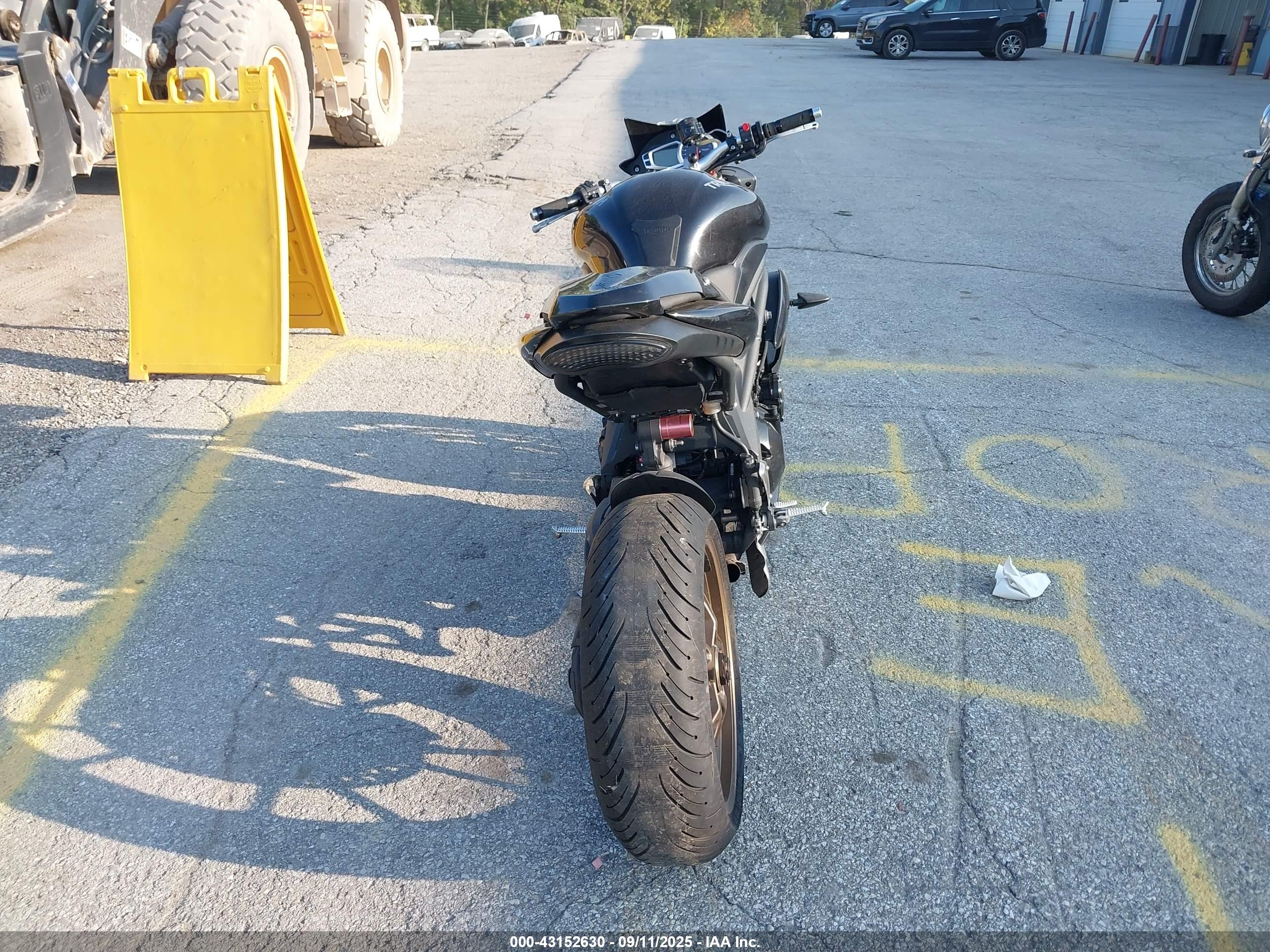 TRIUMPH MOTORCYCLE image 6