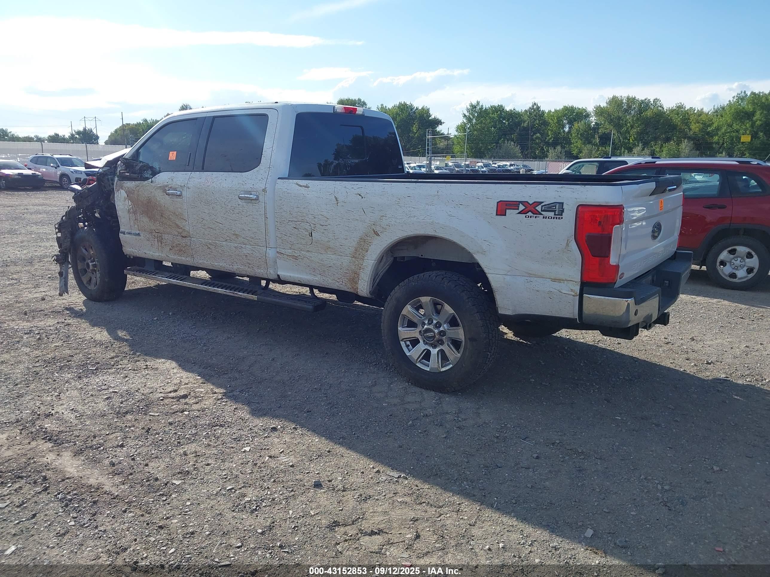 FORD F-250 image 3
