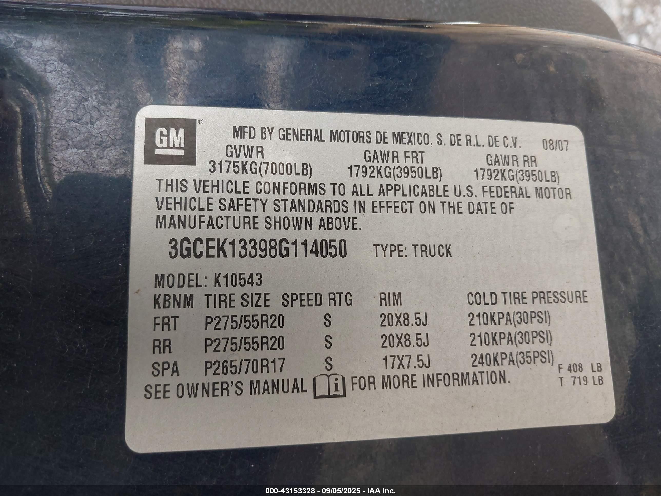 CHEVROLET SILVERADO image 9